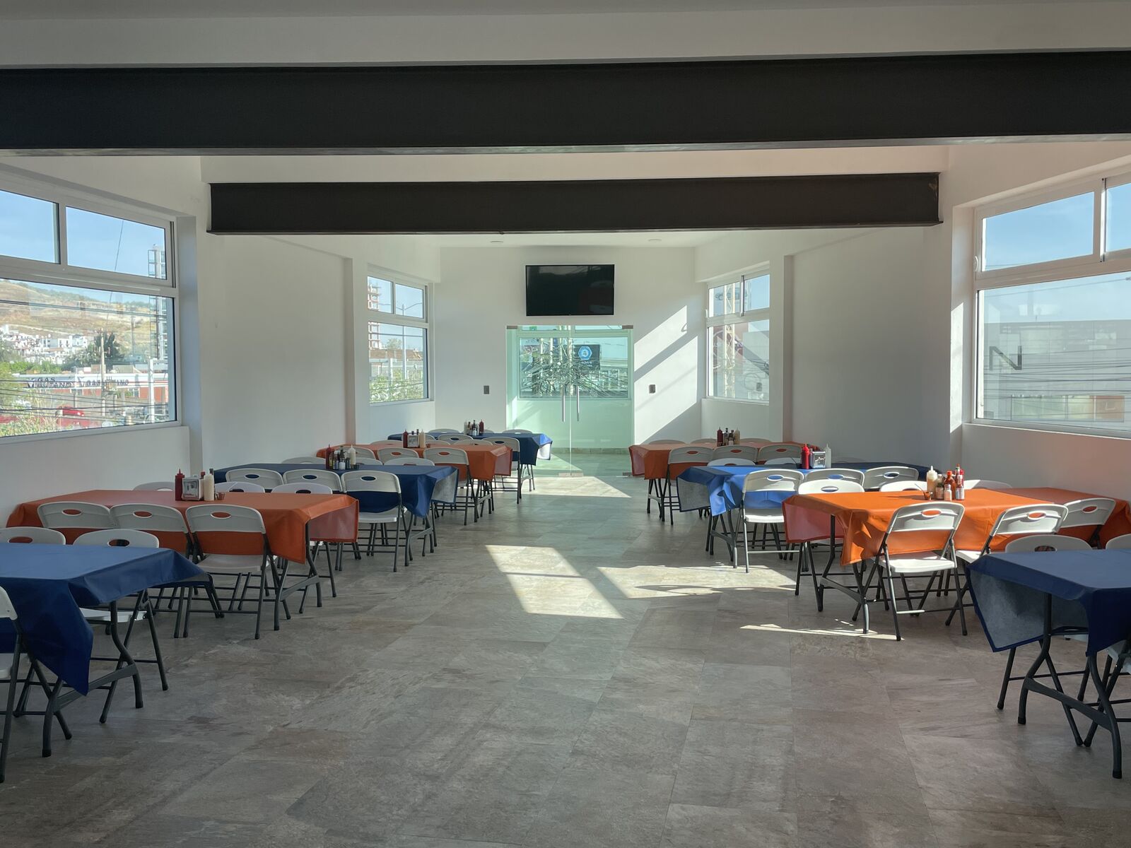Mariscos Aquila image 1