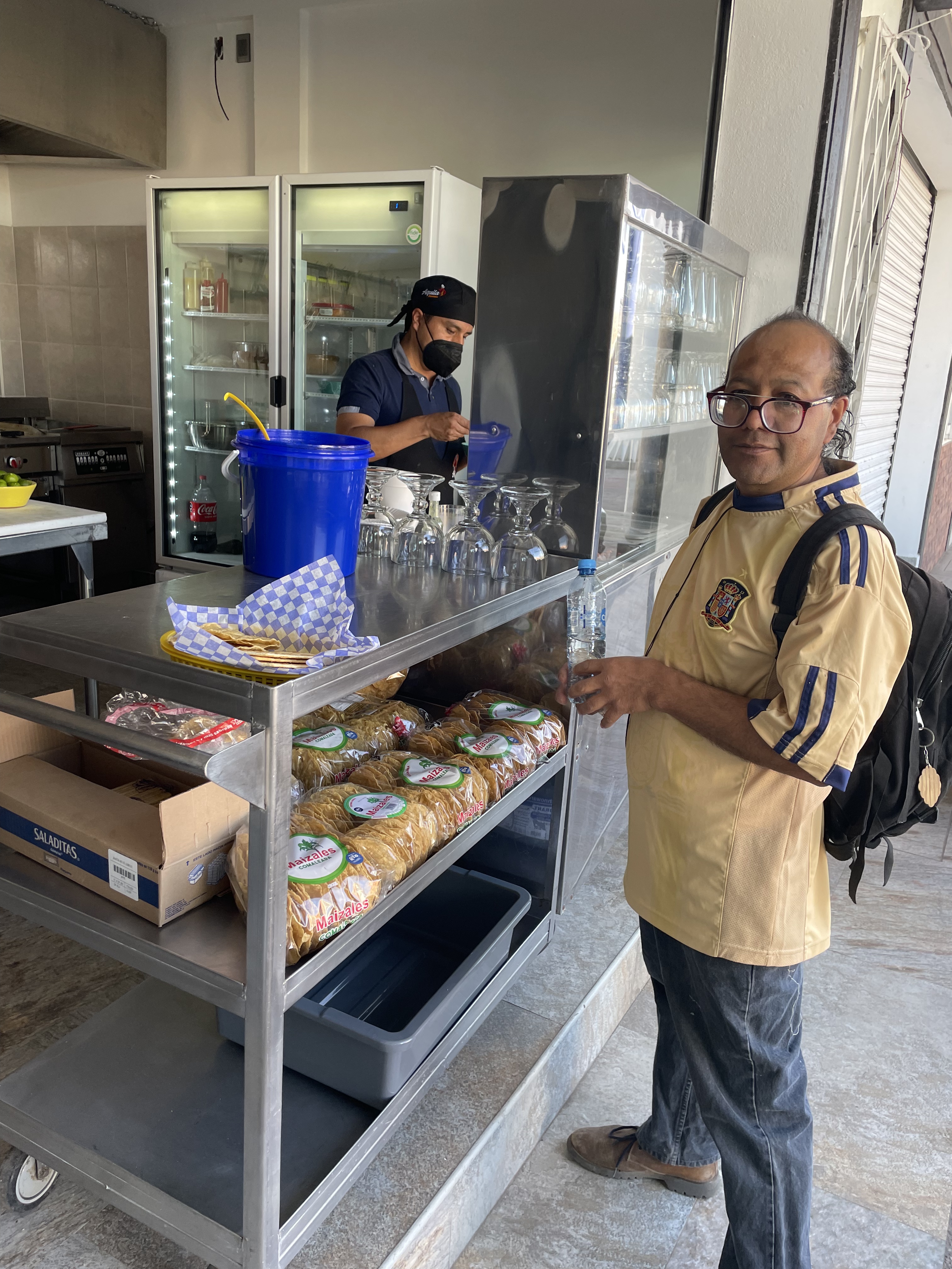 Mariscos Aquila image 3