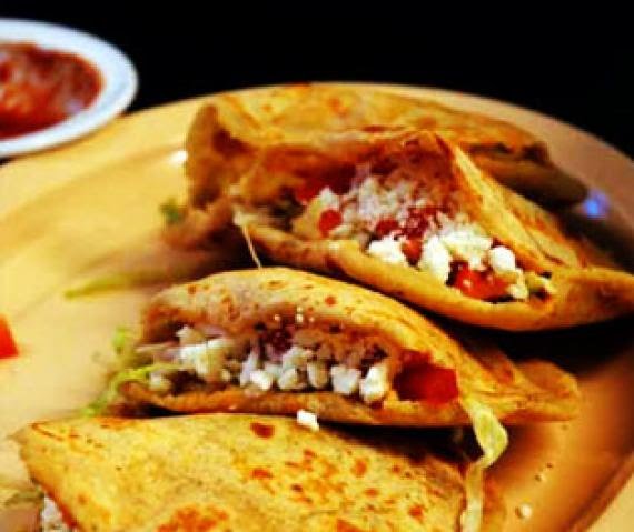 Ricas Gorditas ( Taquisas Y Banquetes Real De Marfil) image 10