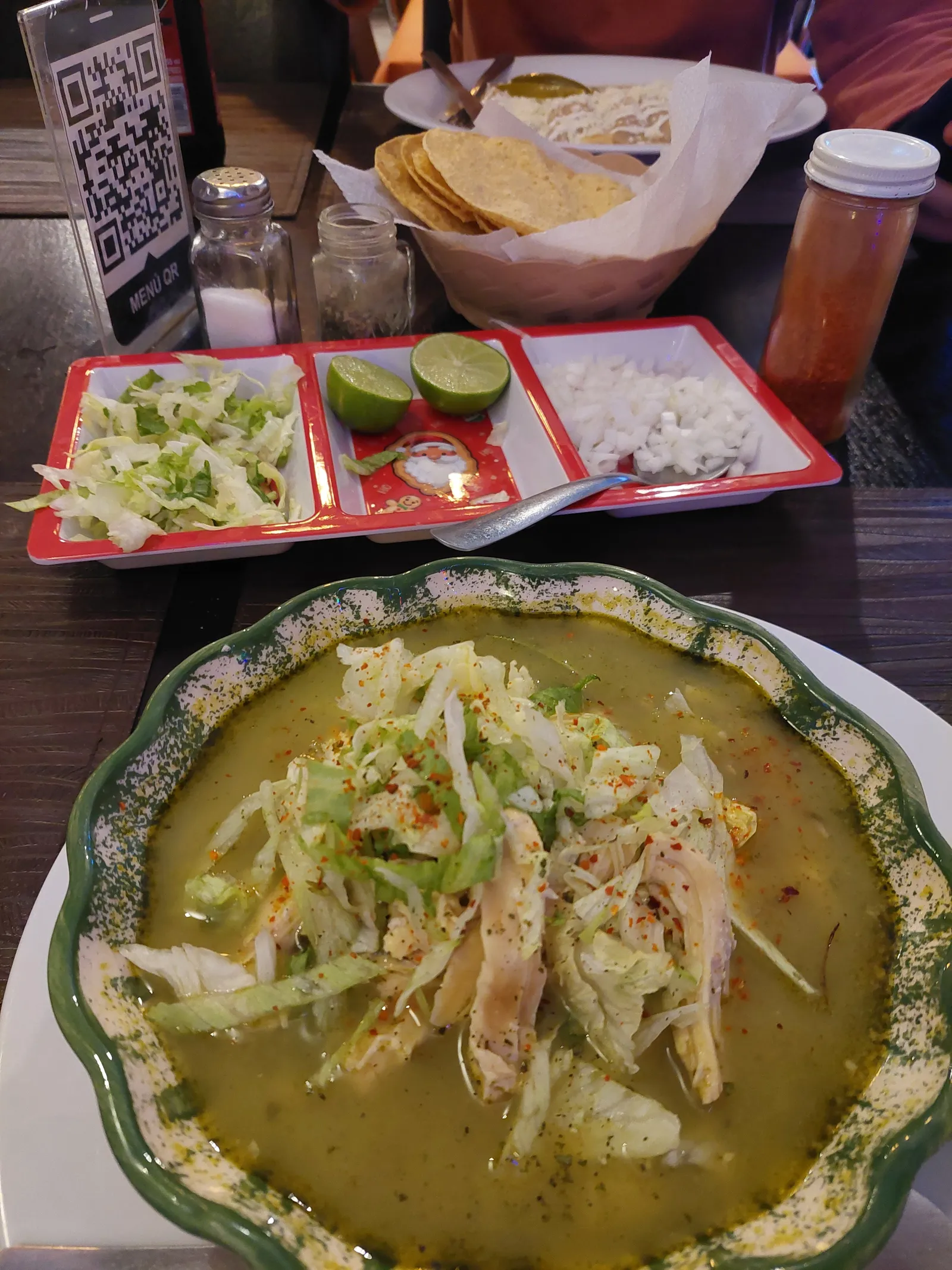 Calandrios image 3