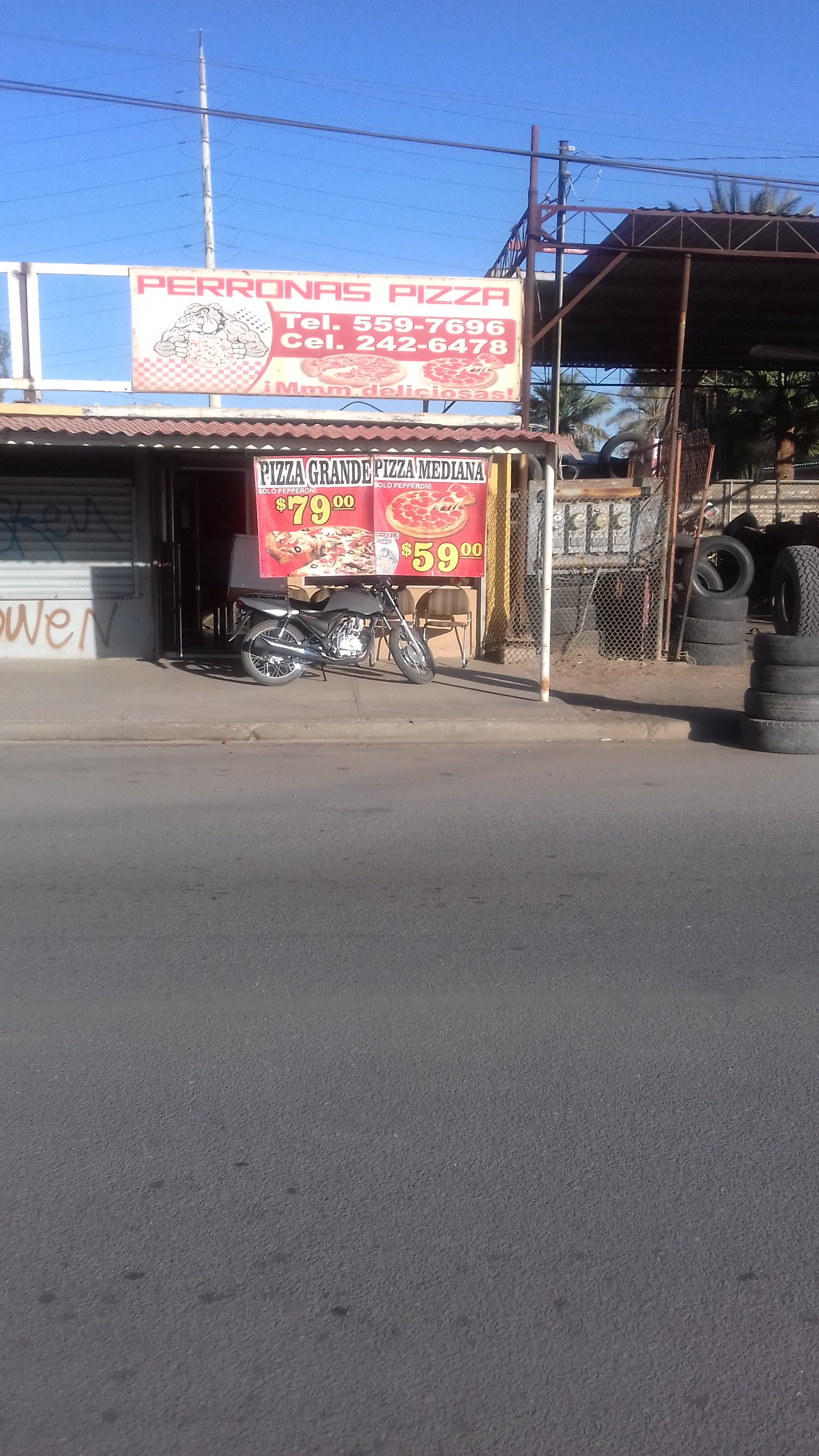 pizzas perronas image 1