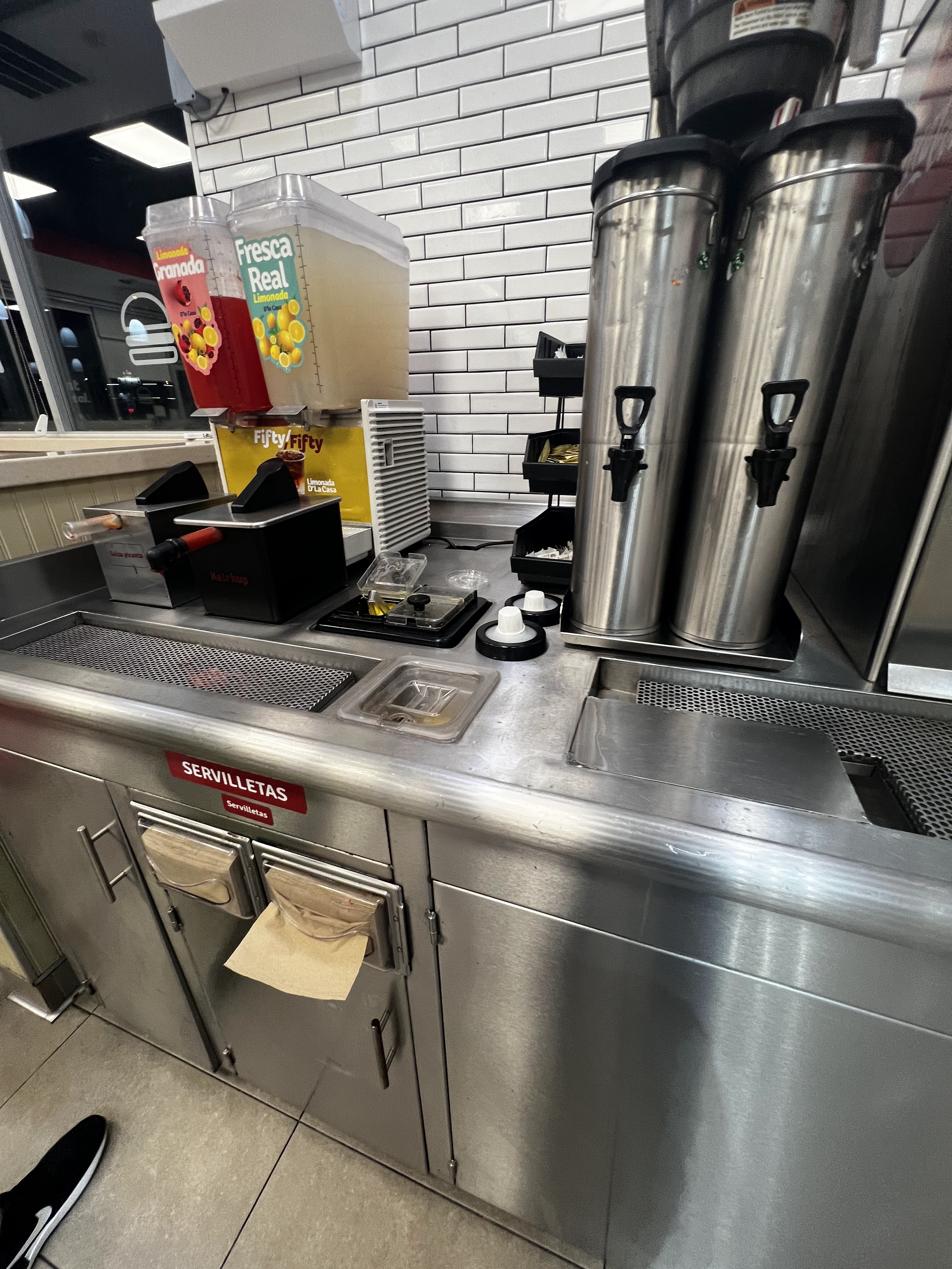 Eat Burgers image 10