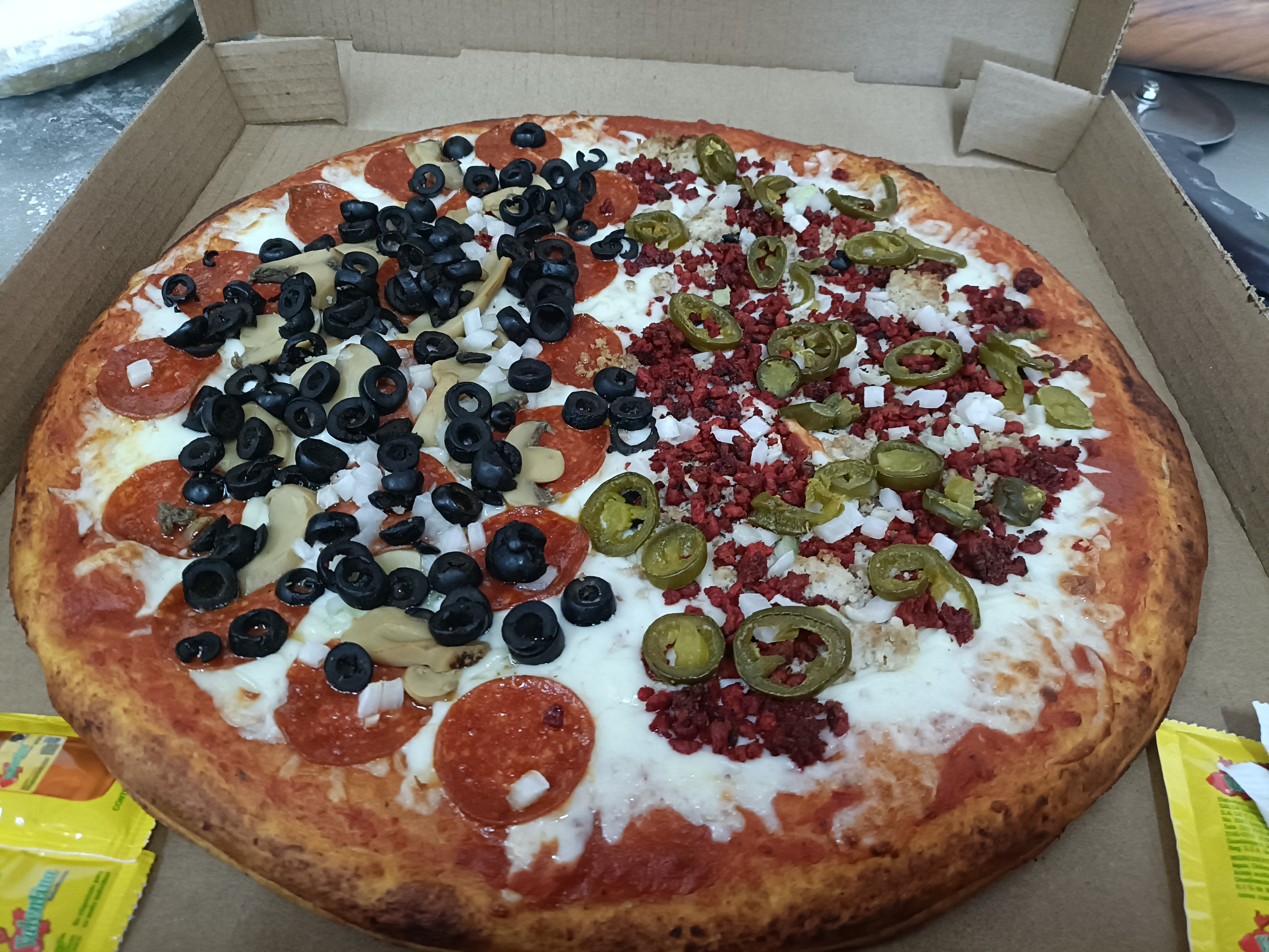 Original Pizza image 1