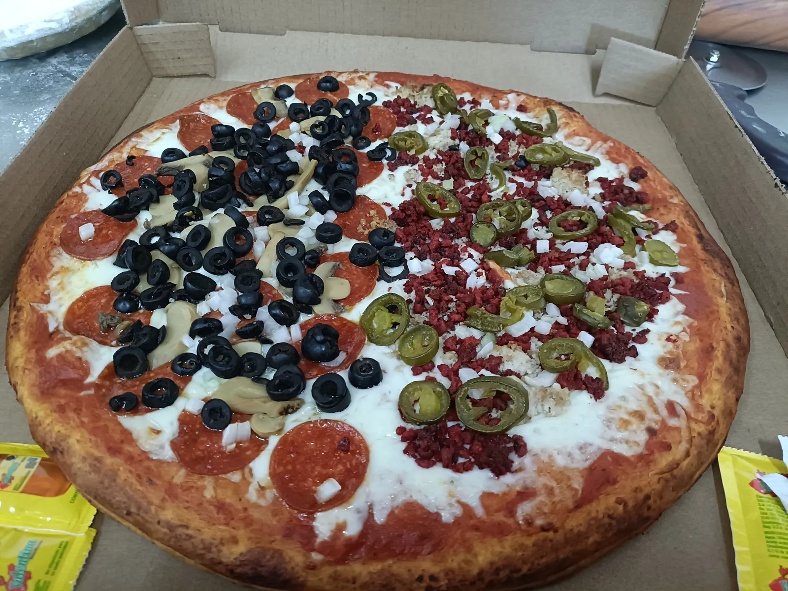 Original Pizza image 1