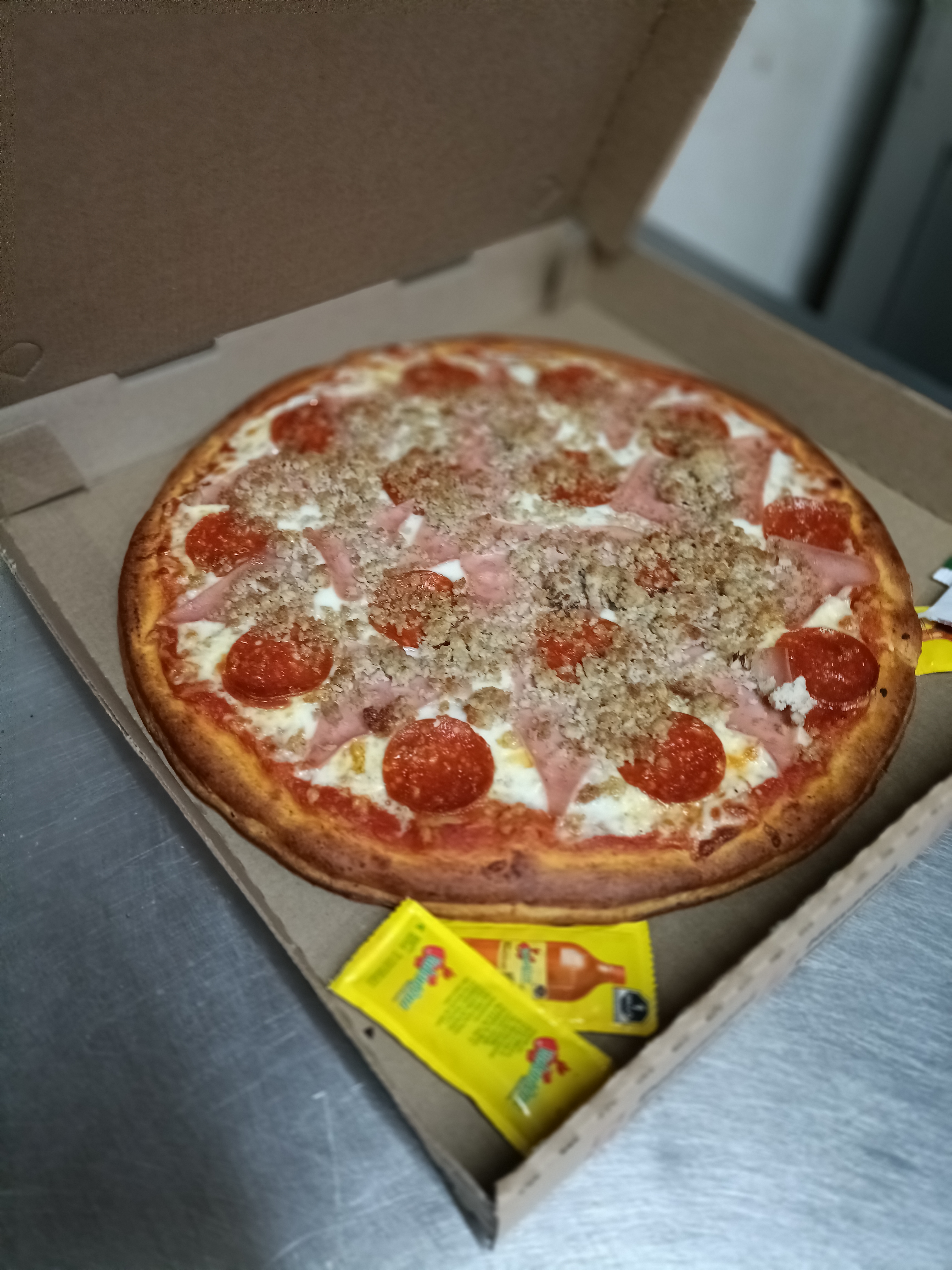 Original Pizza image 5