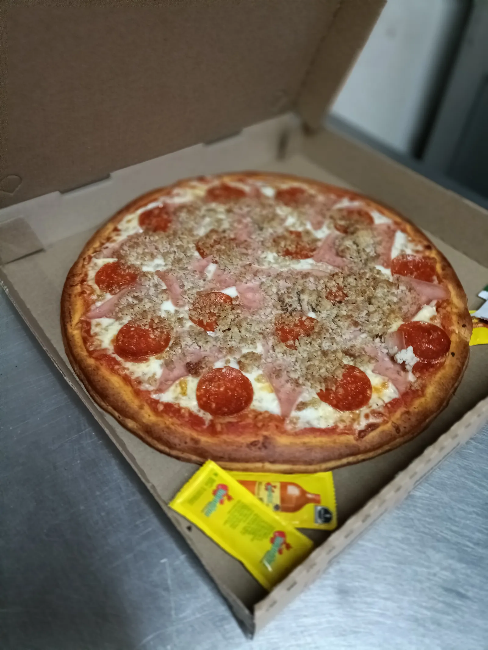 Original Pizza image 5