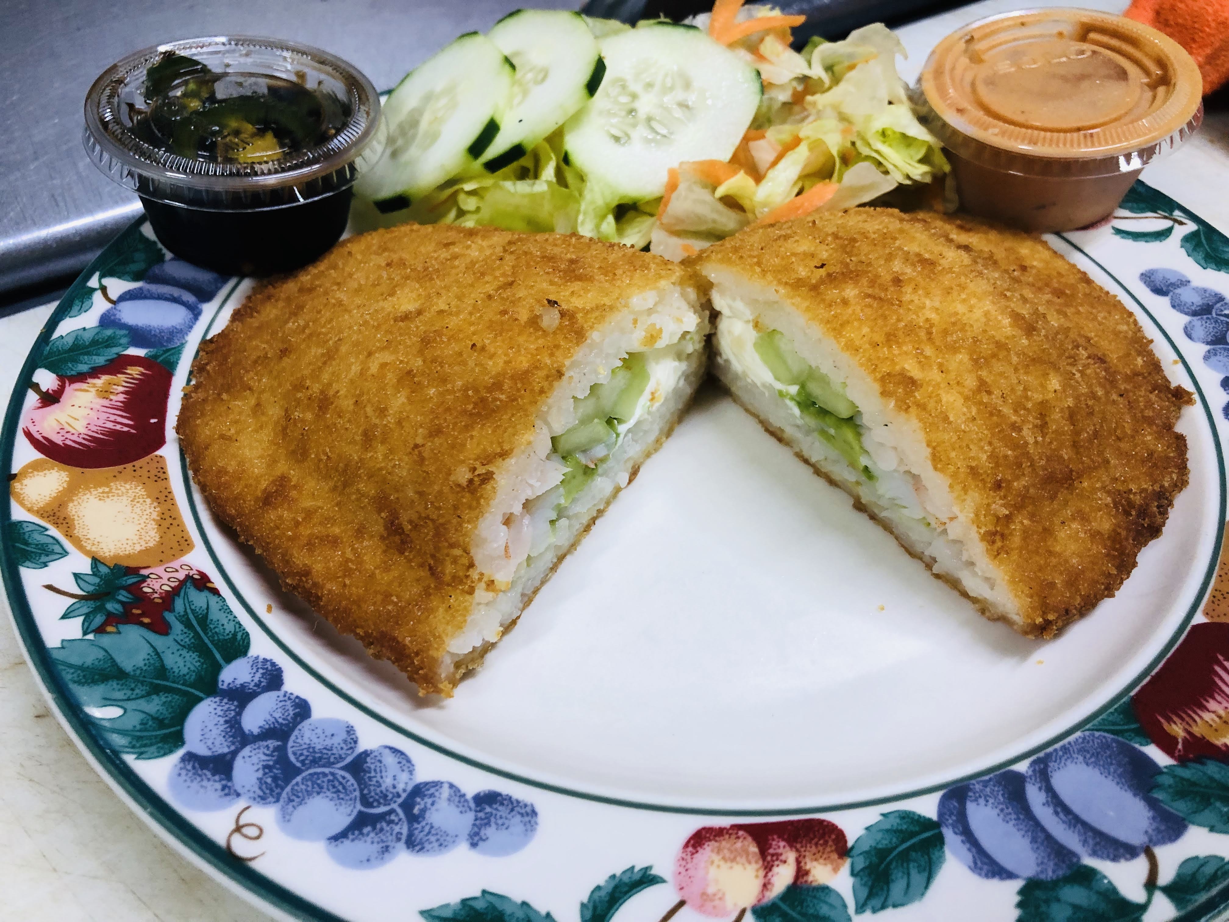 Ahh plebee's restaurant image 9