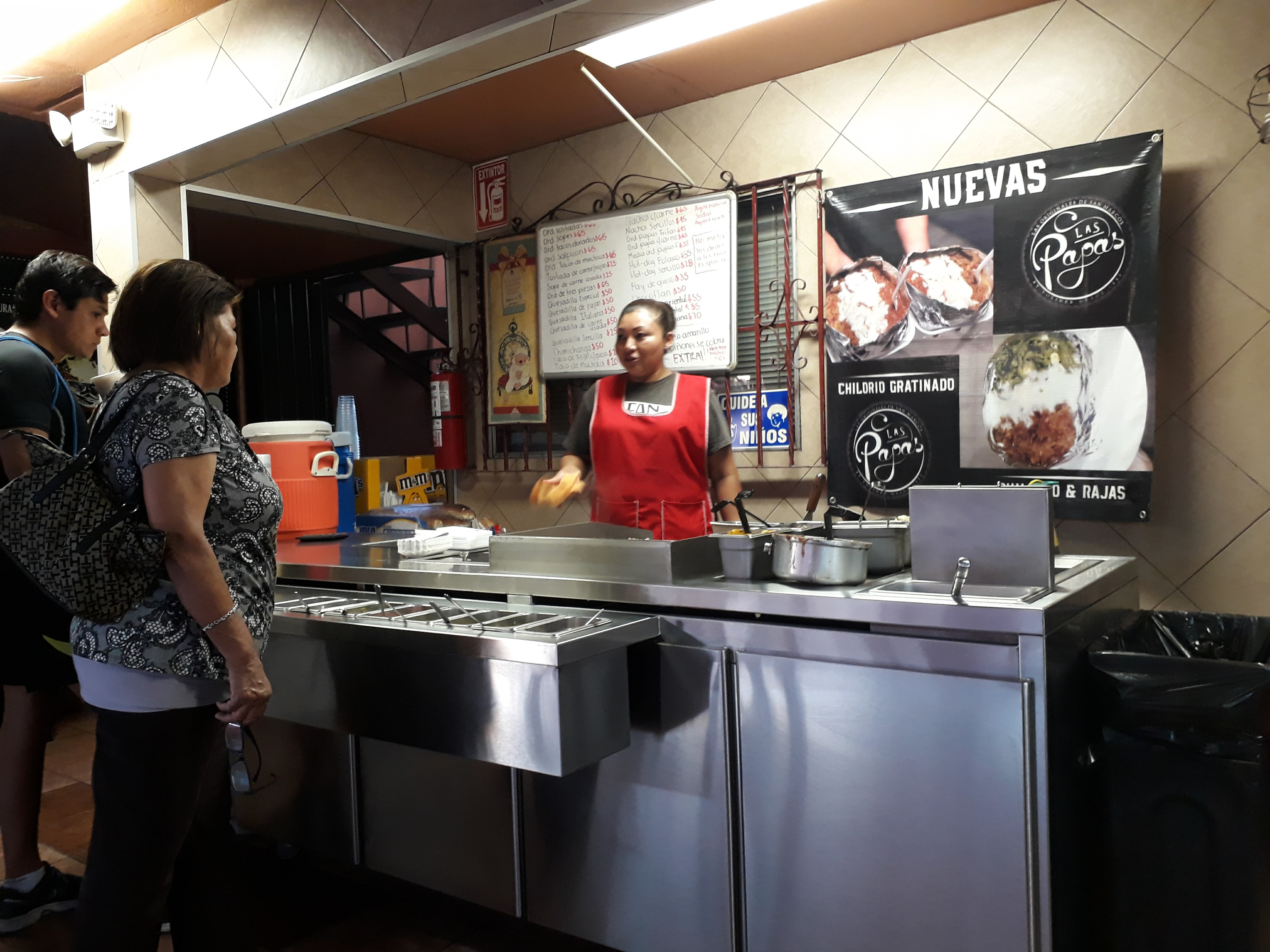 Las Papas Restaurant image 6