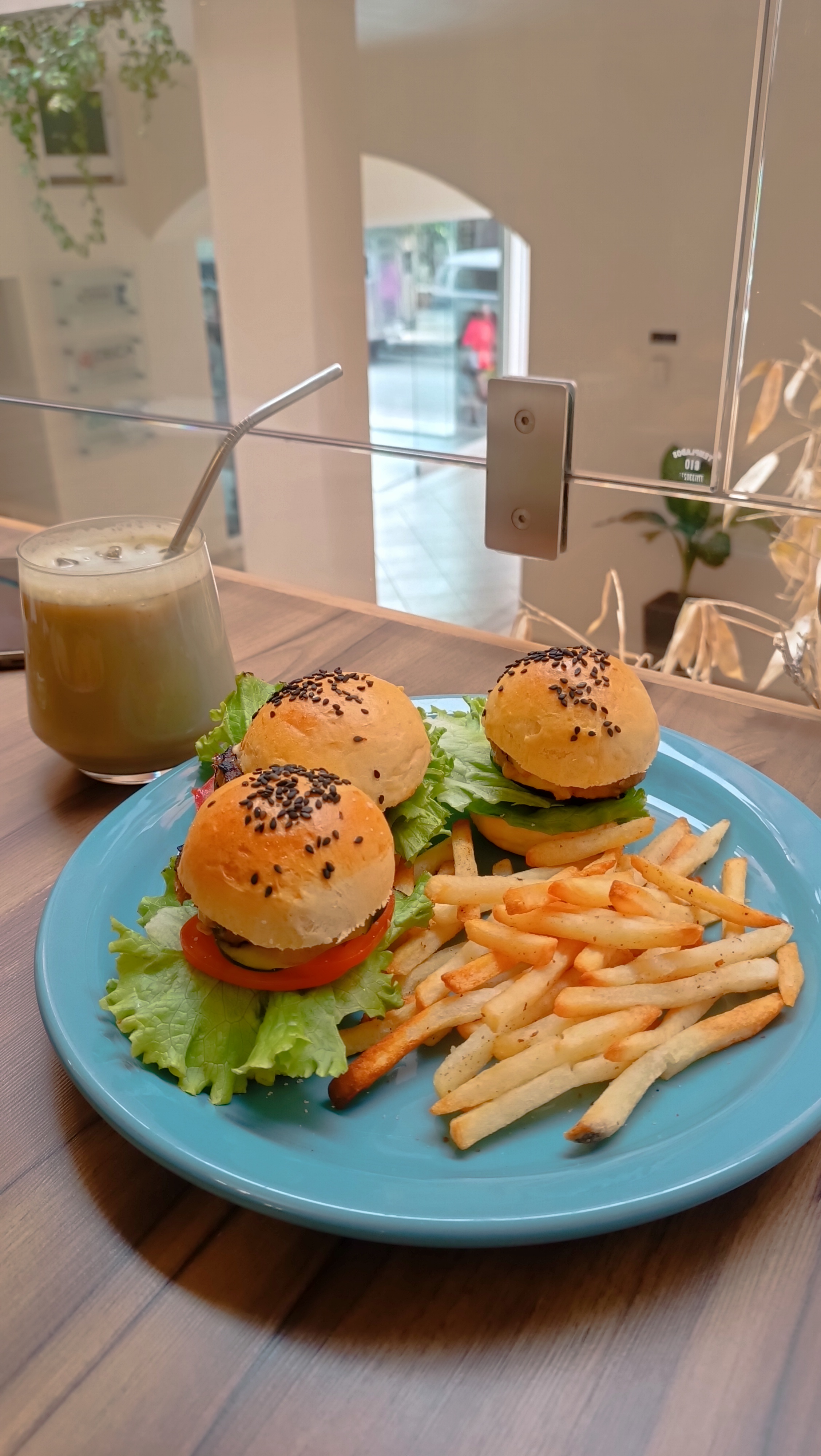 Medio Día Healthy Food image 10