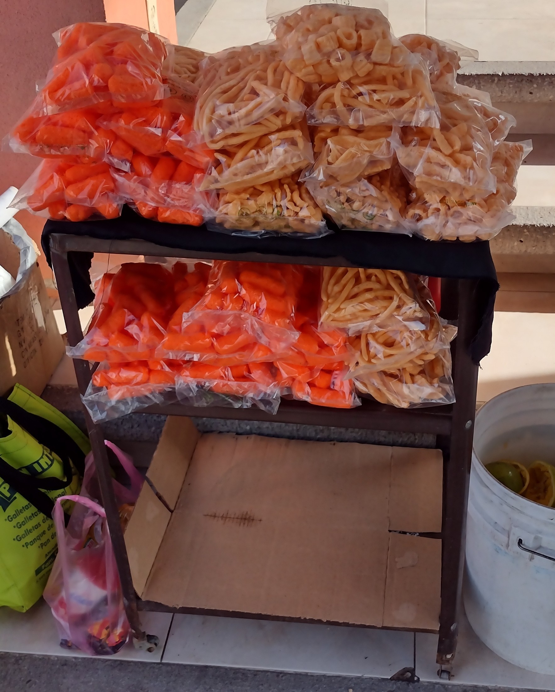 Jugos y antojitos image 2