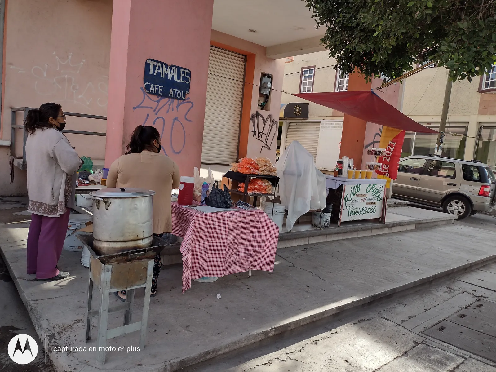 Jugos y antojitos image 7