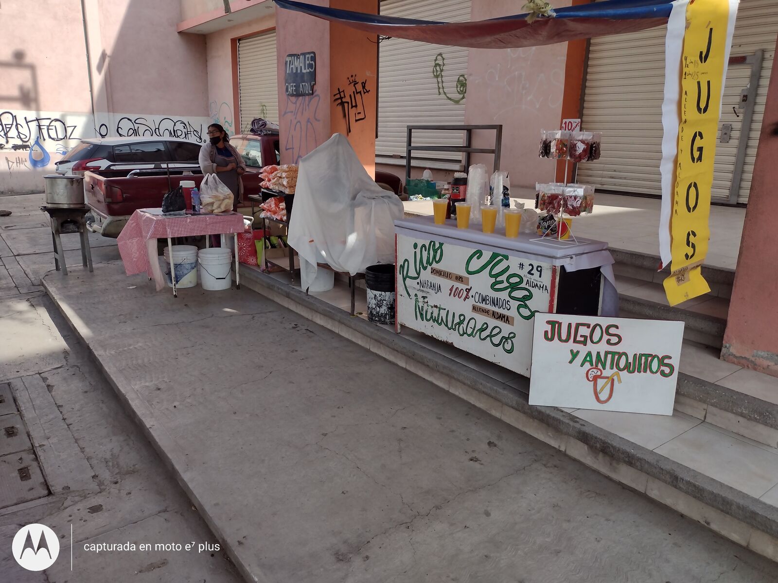 Jugos y antojitos image 10
