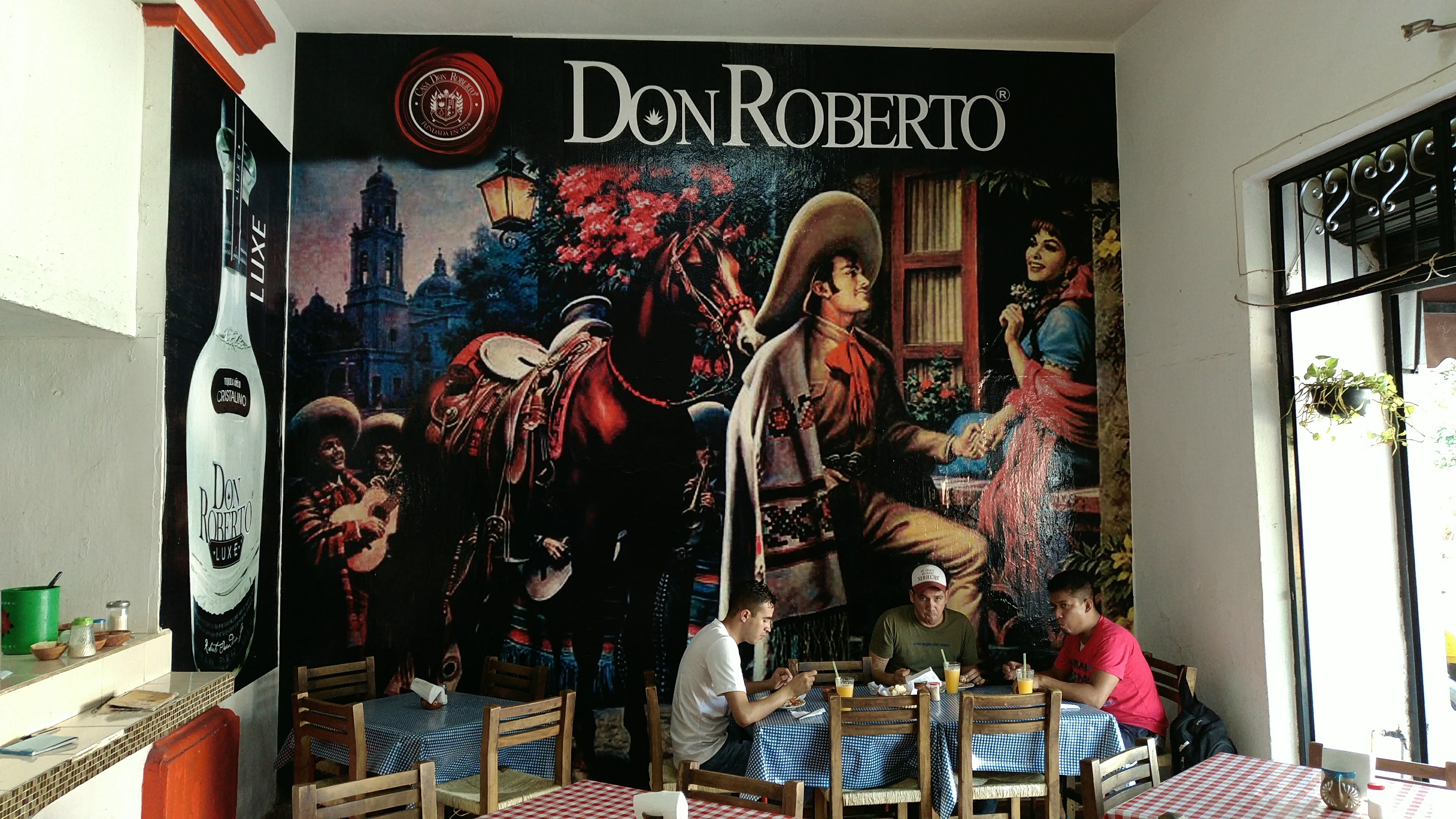 Fonda La Martina image 4