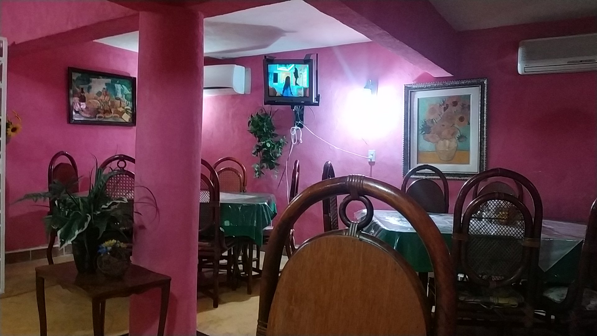 Restaurante LEO's image 4