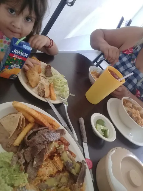 Restaurant “Junior” image 5