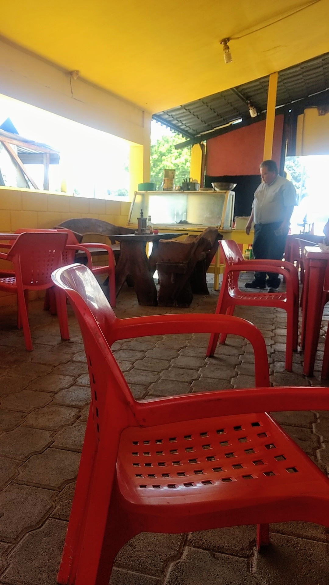 Taquería “El Pariente” image 1