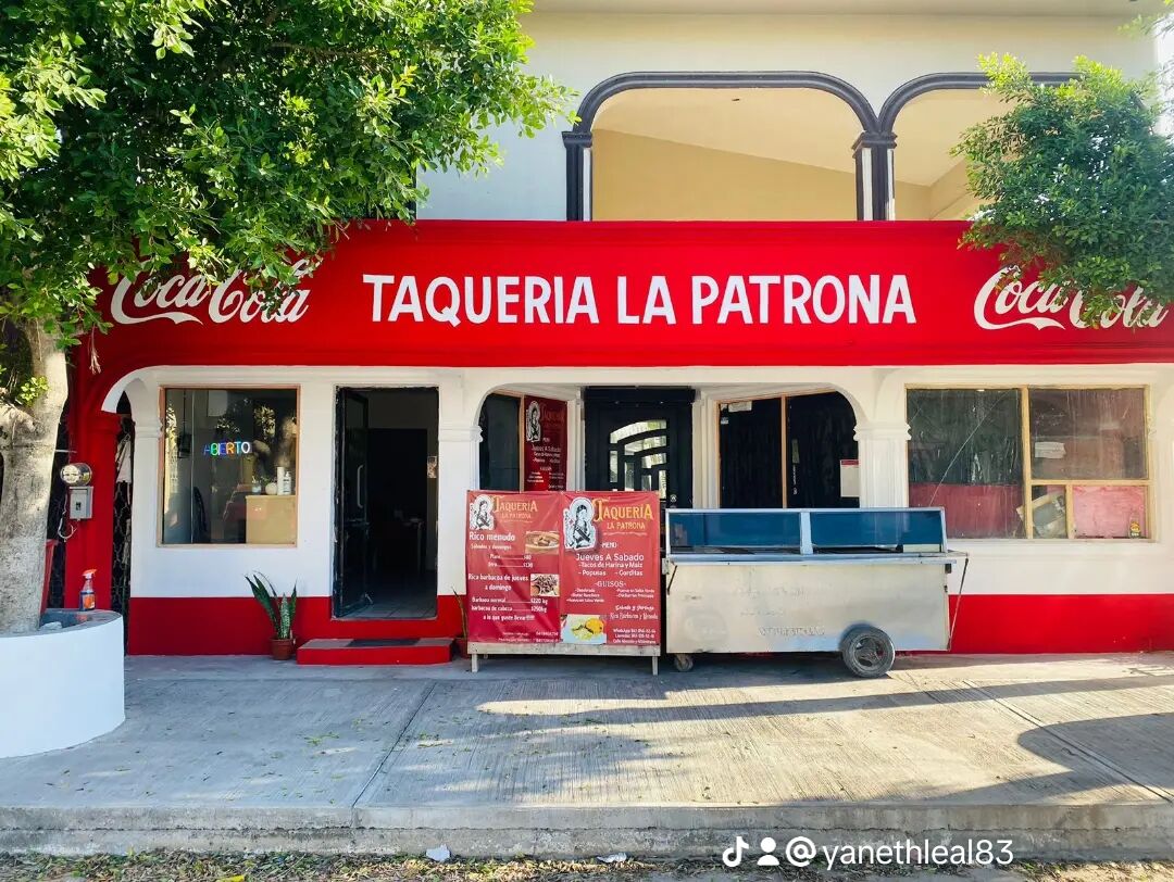 Taqueria La patrona image 6
