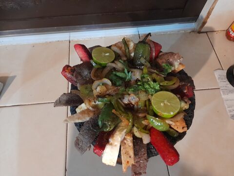 Mariscos El Capitán image 1