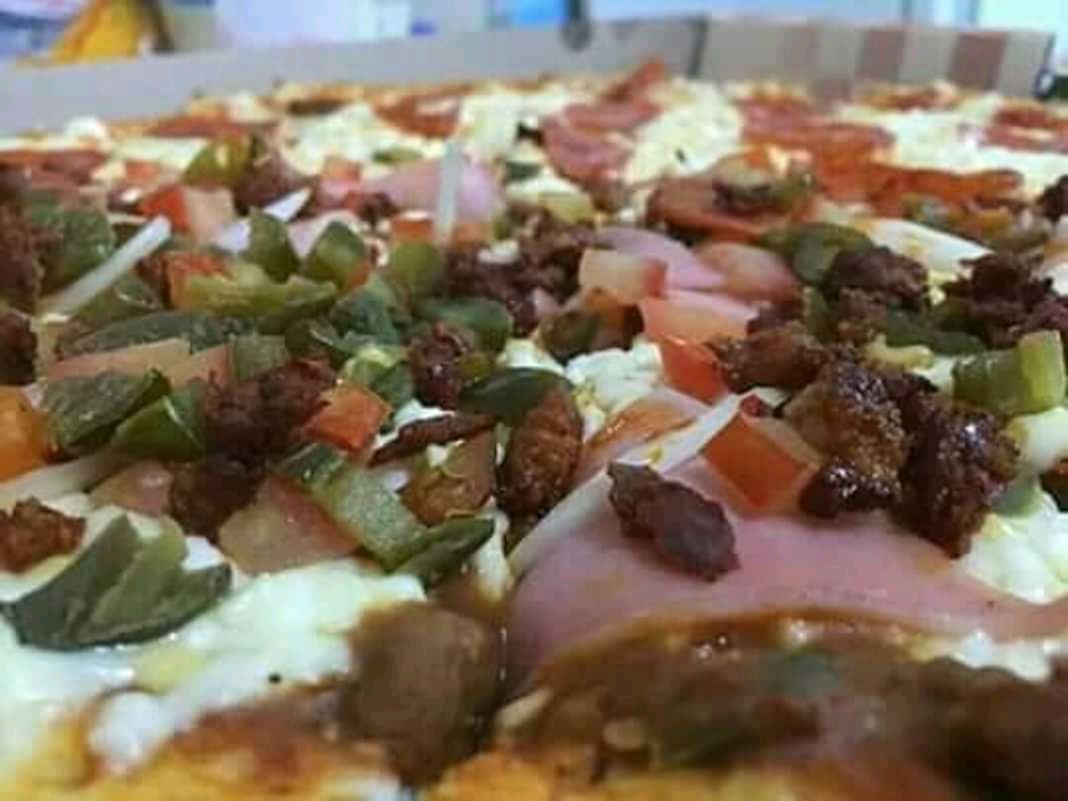 Luigi's Pizza image 9