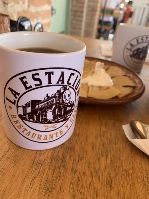 La Estación. Restaurante y café. image 4