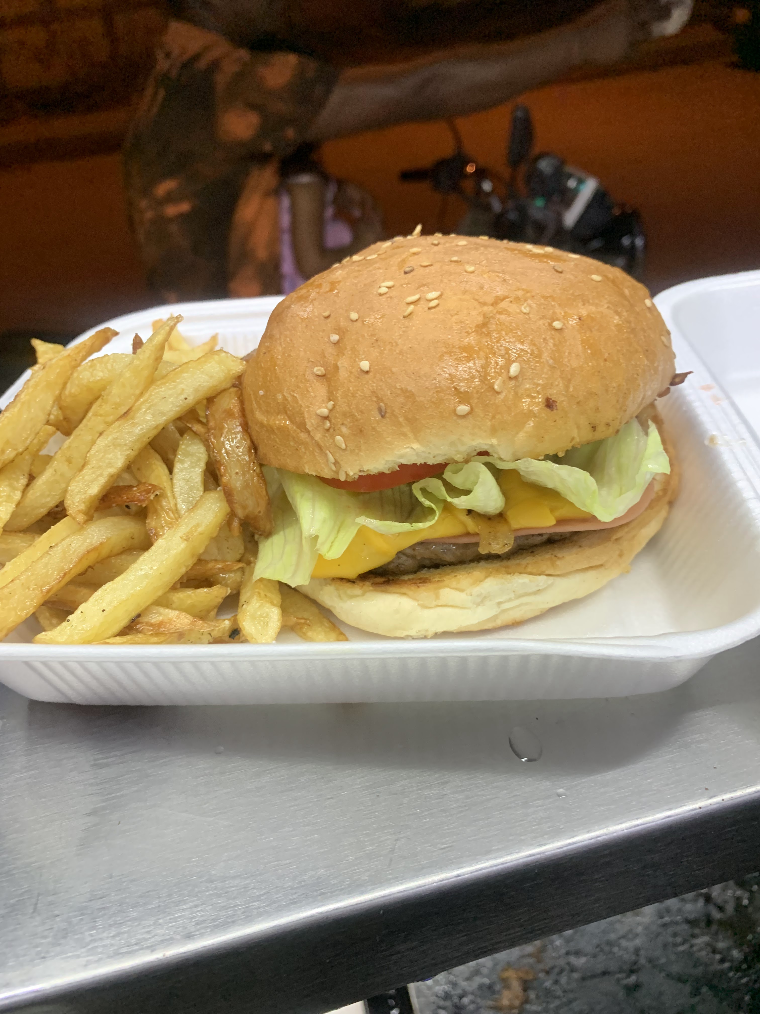 Chango burguers image 2