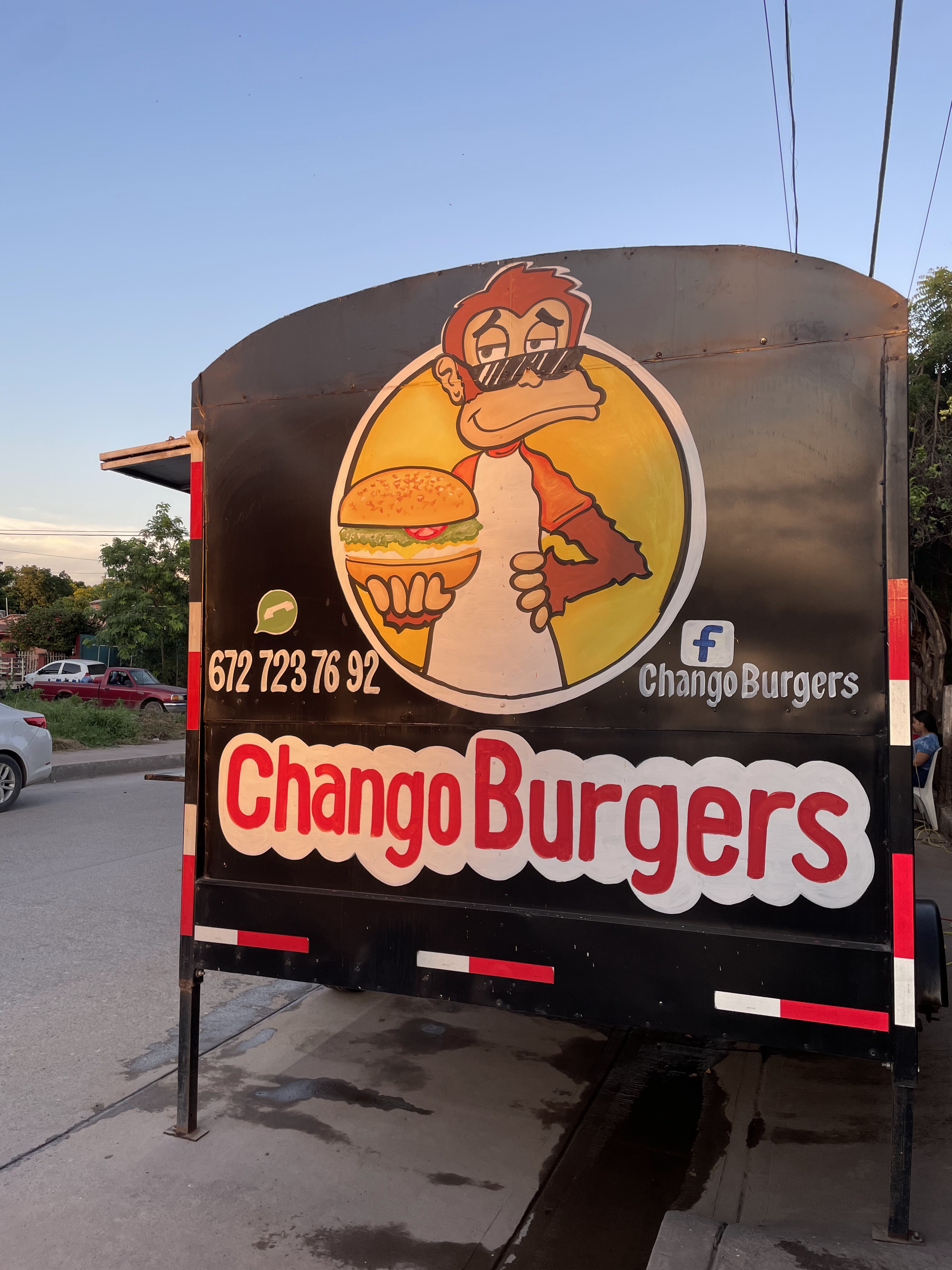 Chango burguers image 6