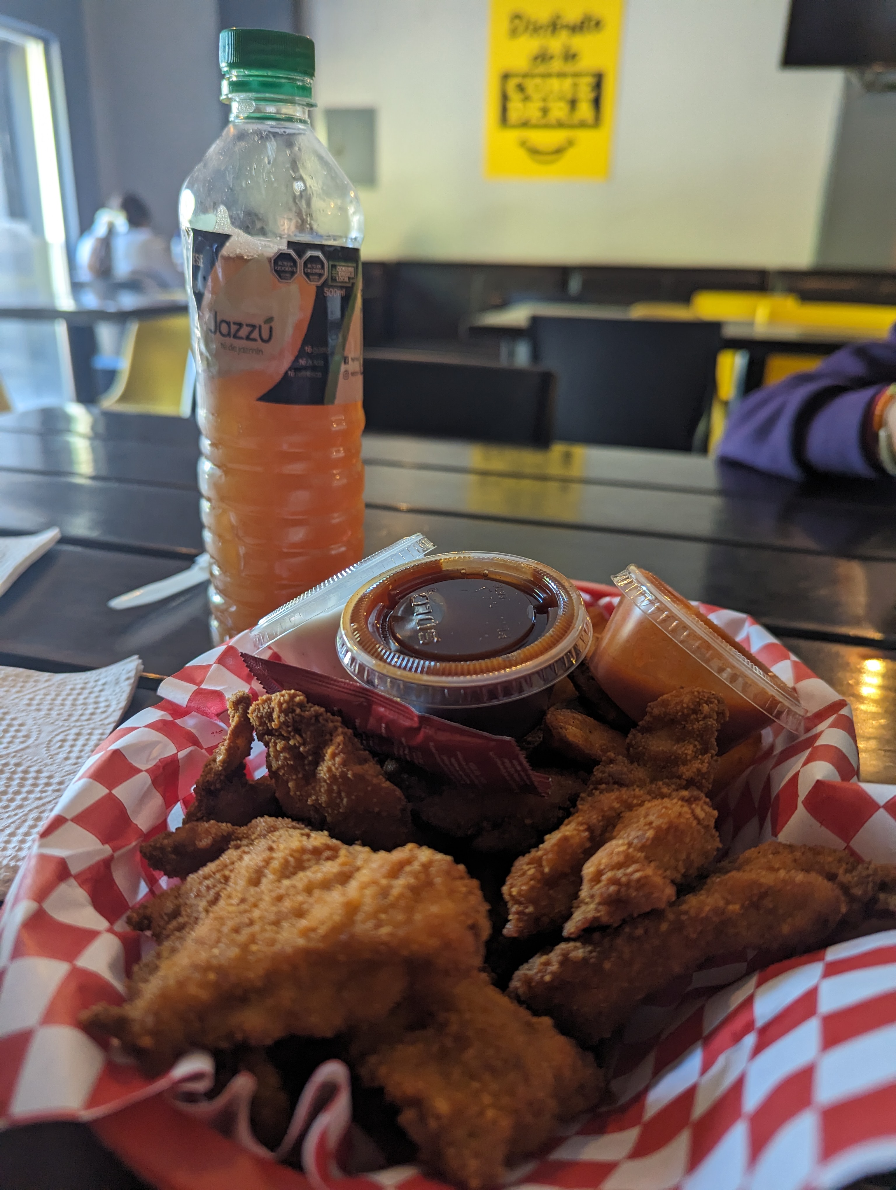 Arrebiatadas Hamburguesería image 6