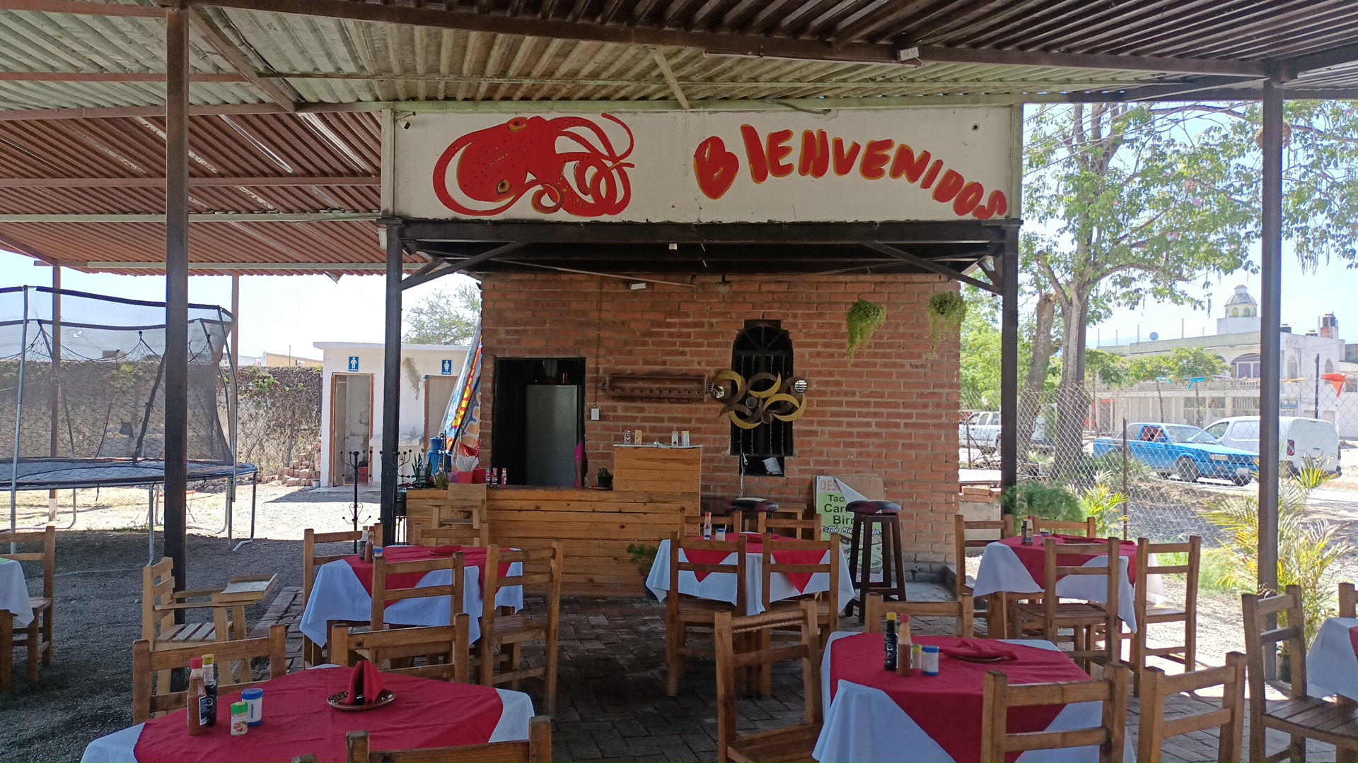 RESTAURANTE DE MARISCOS ADOVE IXTAPA image 5