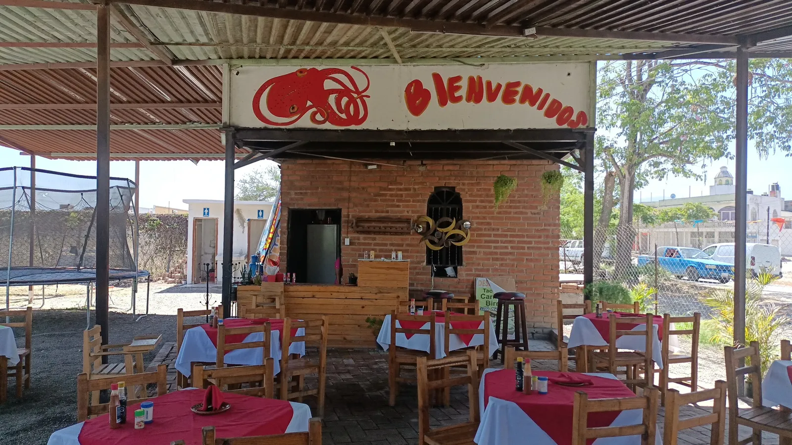 RESTAURANTE DE MARISCOS ADOVE IXTAPA image 5