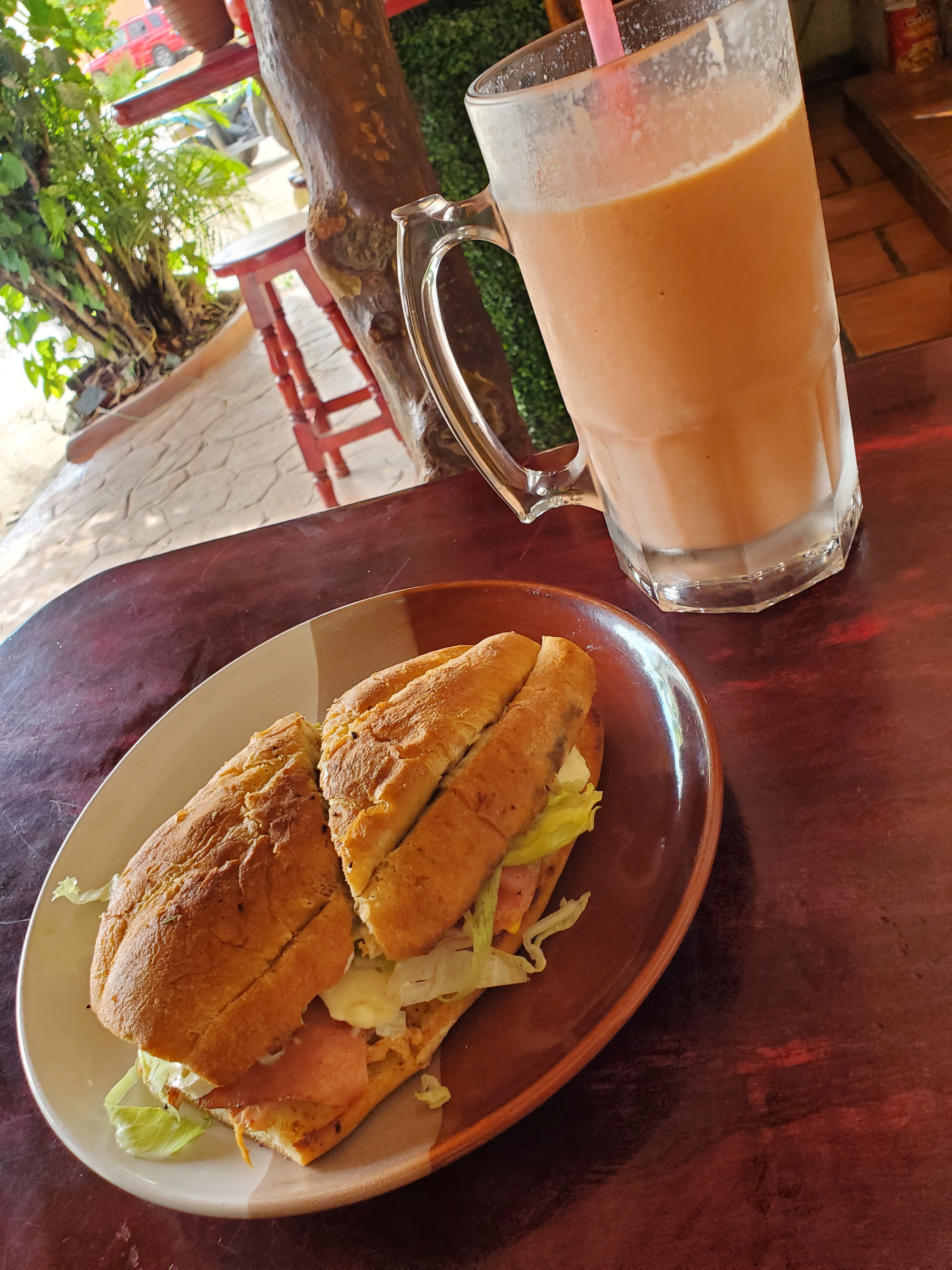 Loncheria "La Palapa" image 3