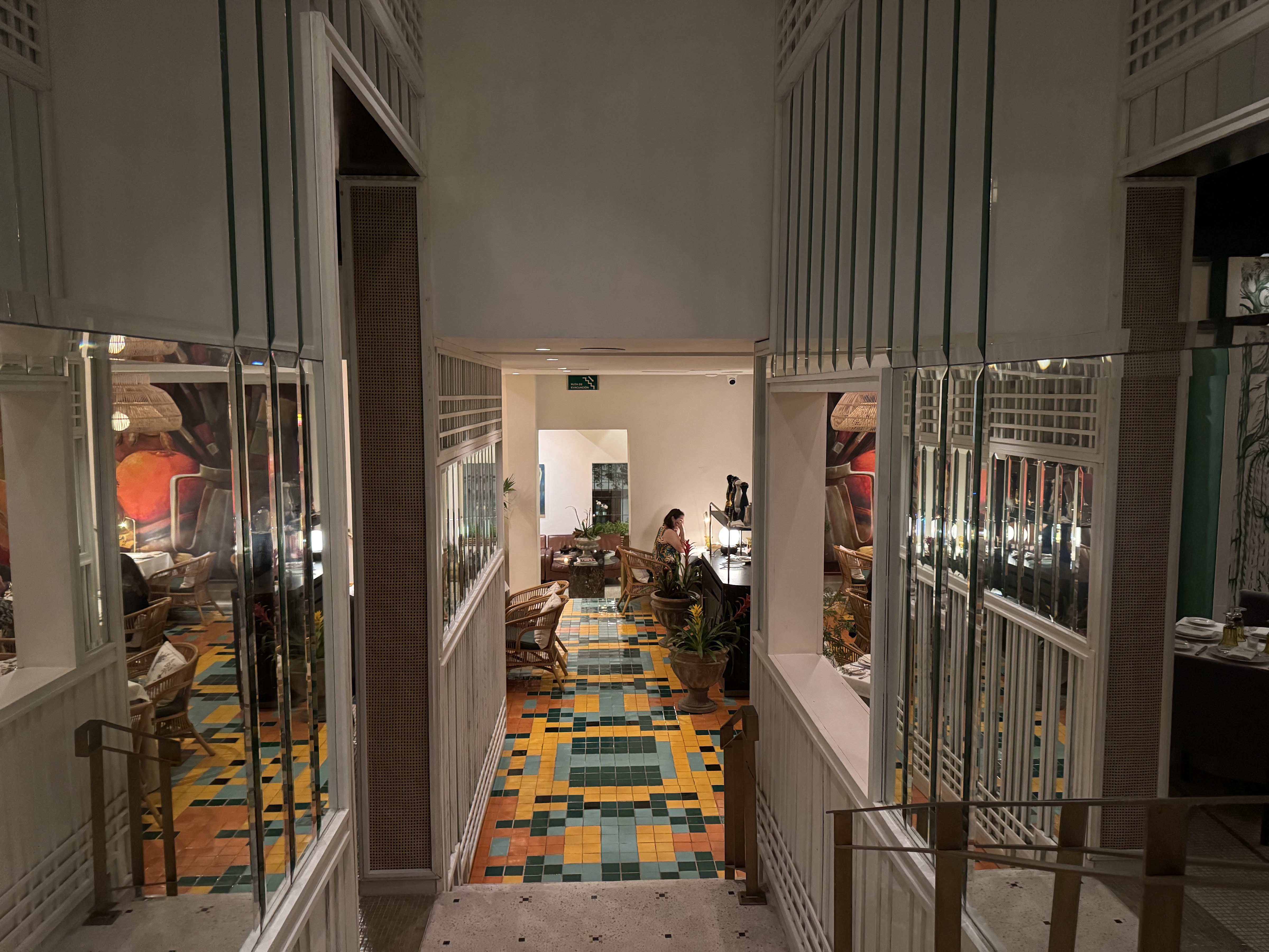 Café des Artistes image 2