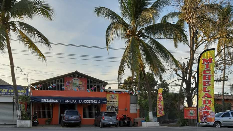 LANGOSTINOS MARISCOS & CARNES image 1