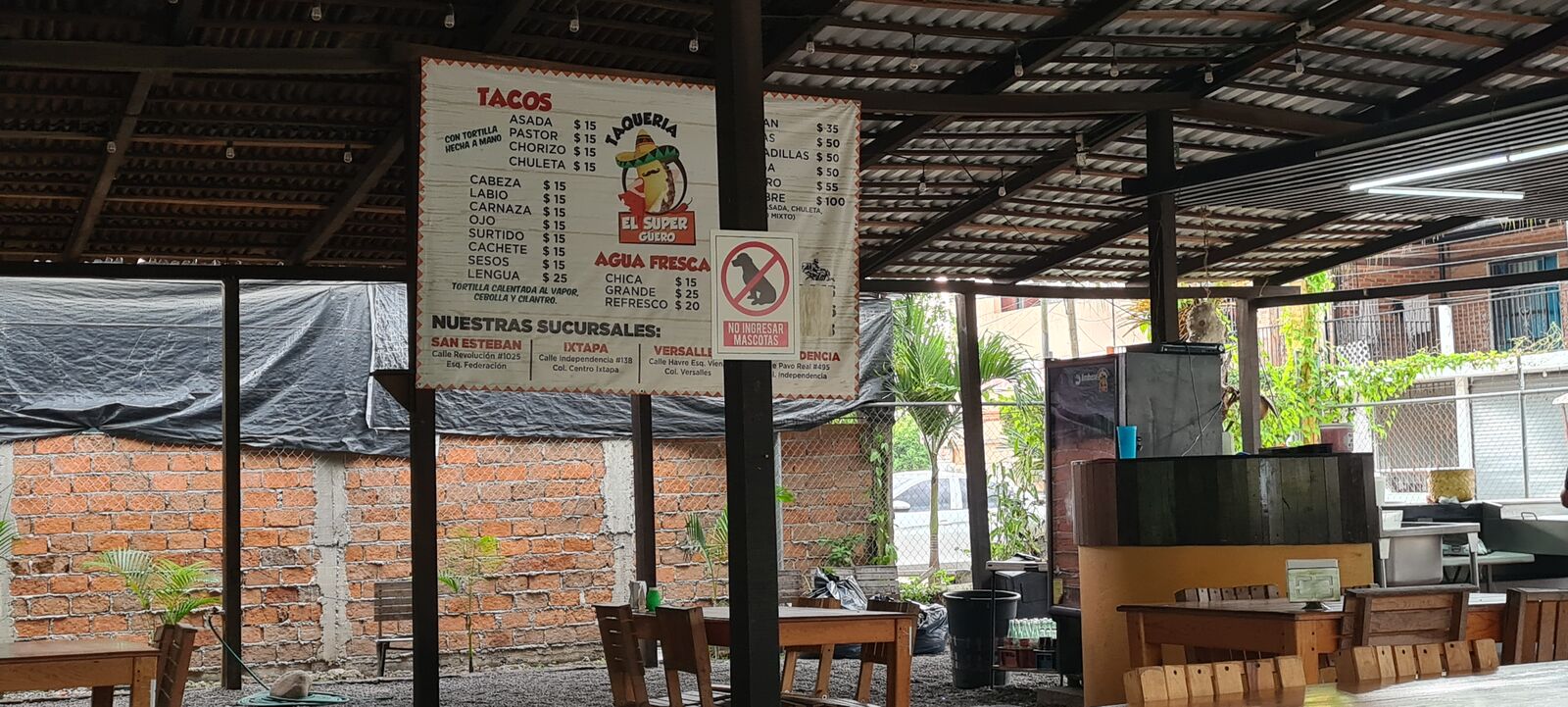 Taquería El Super Güero (Ixtapa) image 8