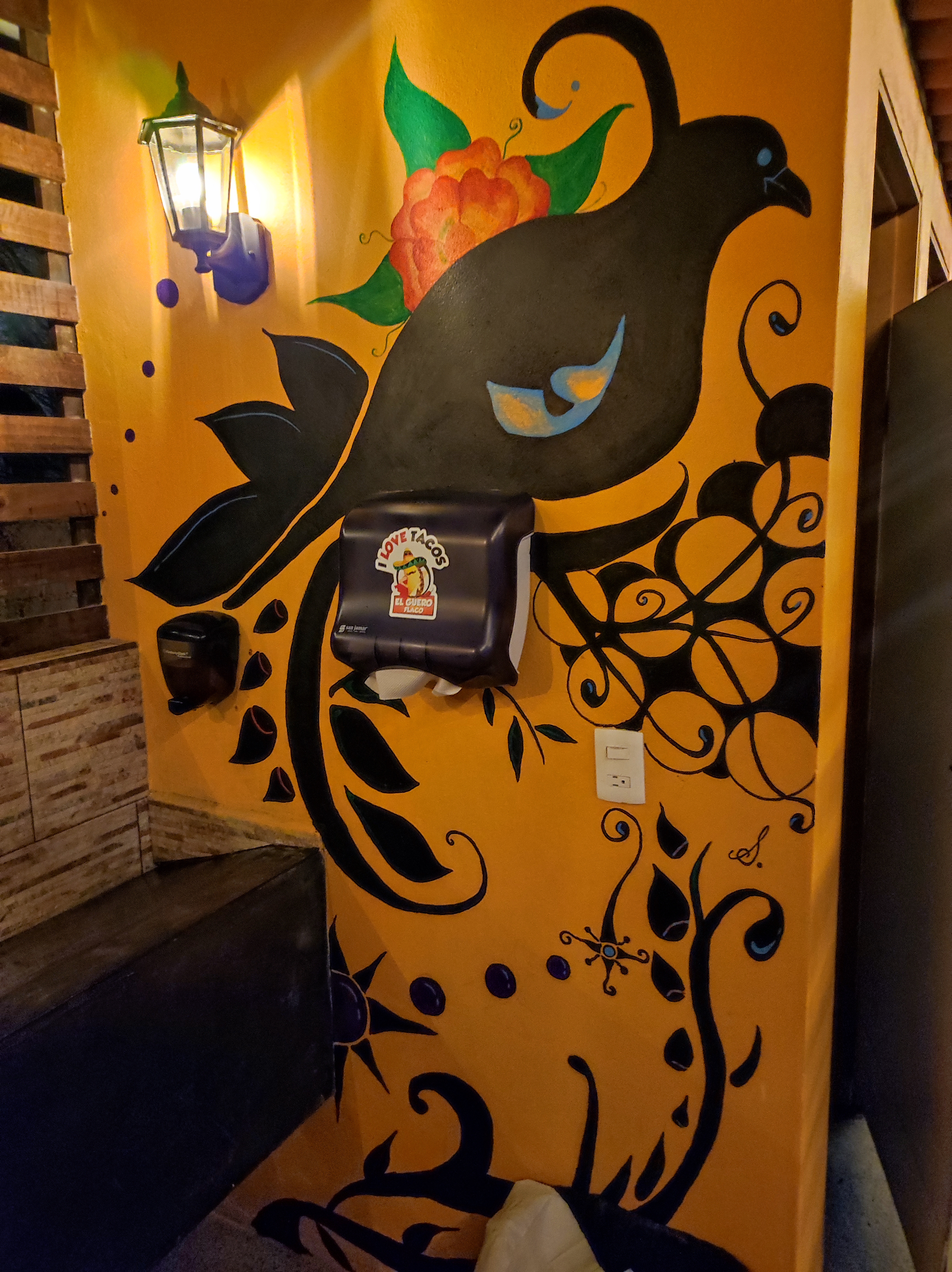 Taquería El Super Güero (Ixtapa) image 10