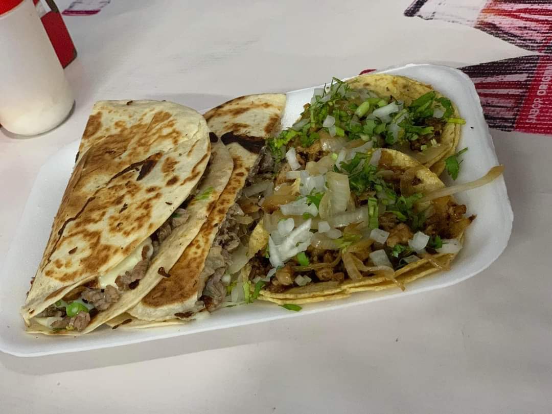 Taquería "JUANKA" image 3