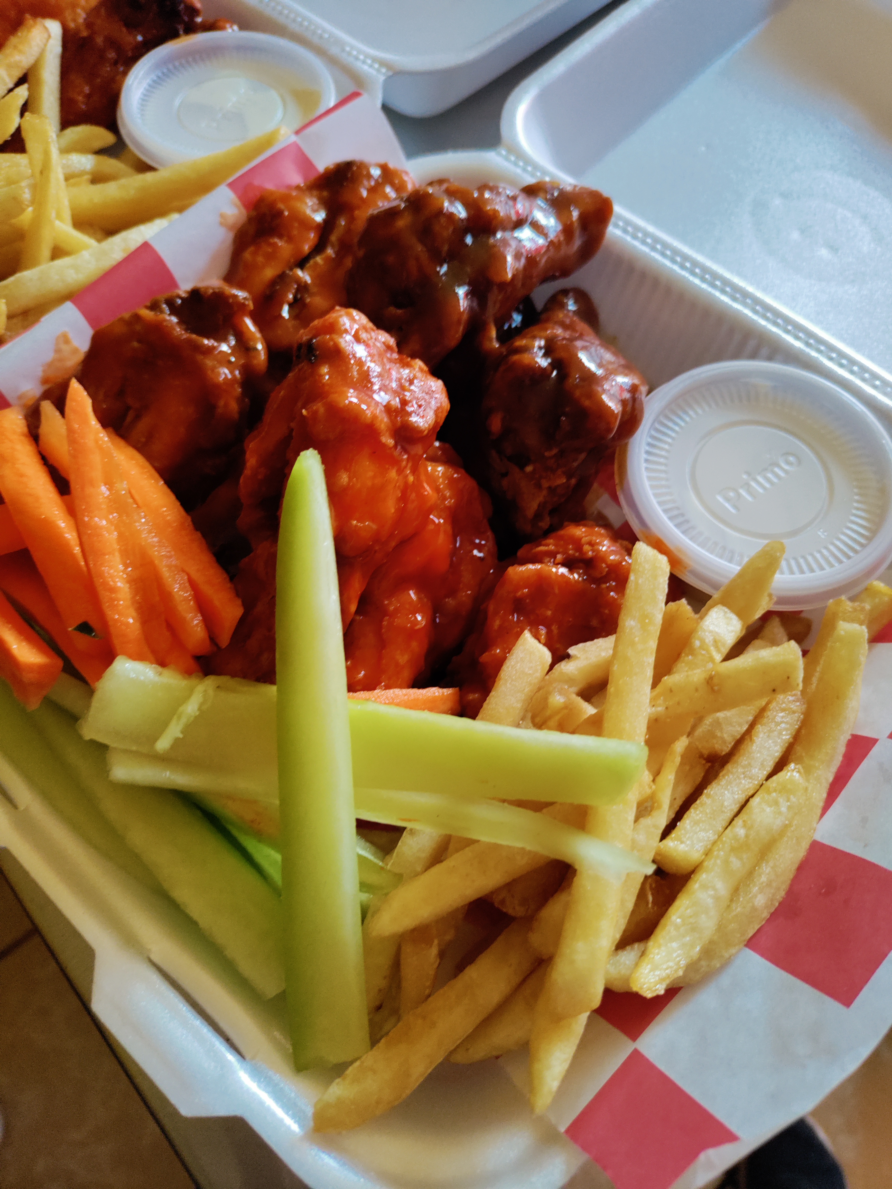 Cuarta wings image 2