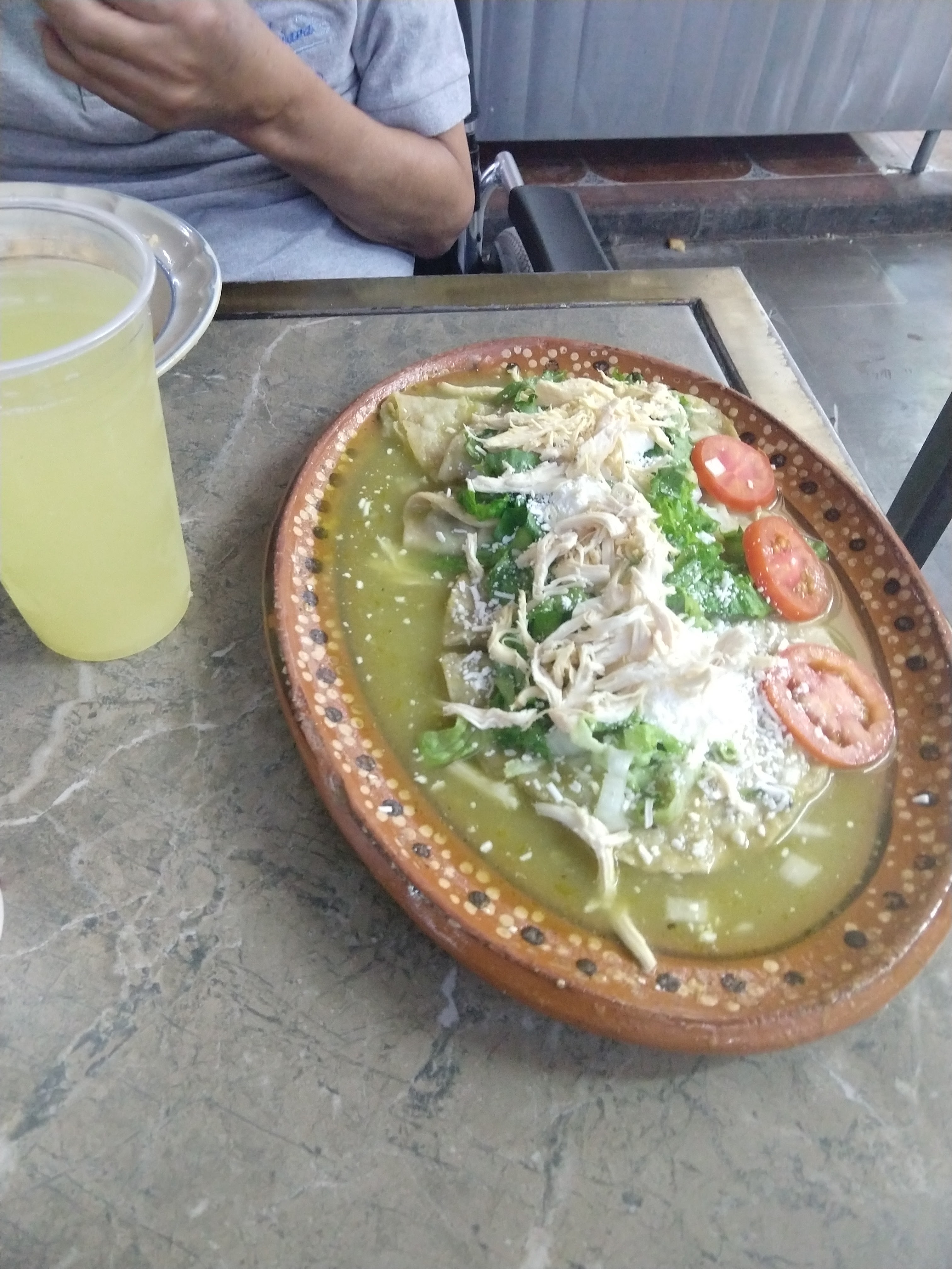 Comedor Jenni image 1