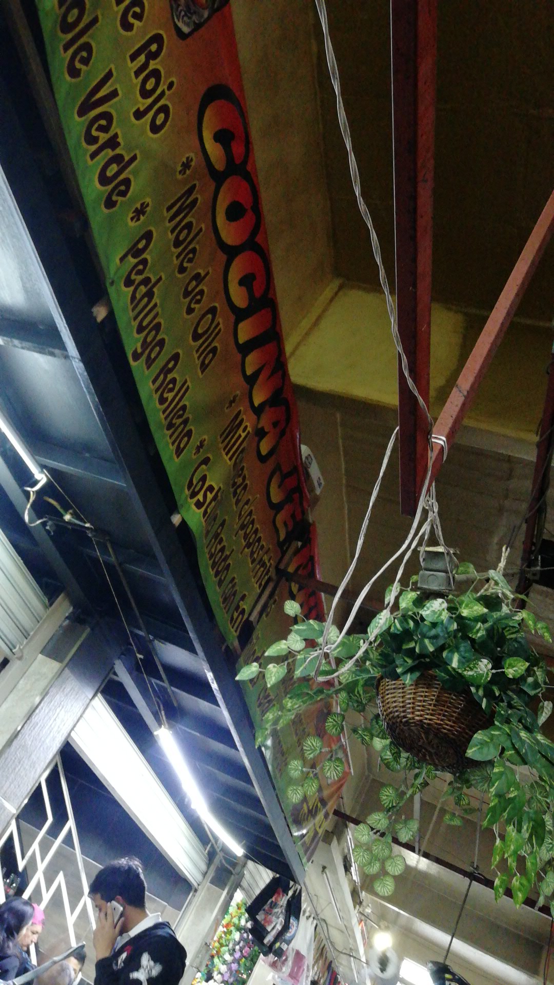 Comedor Jenni image 9