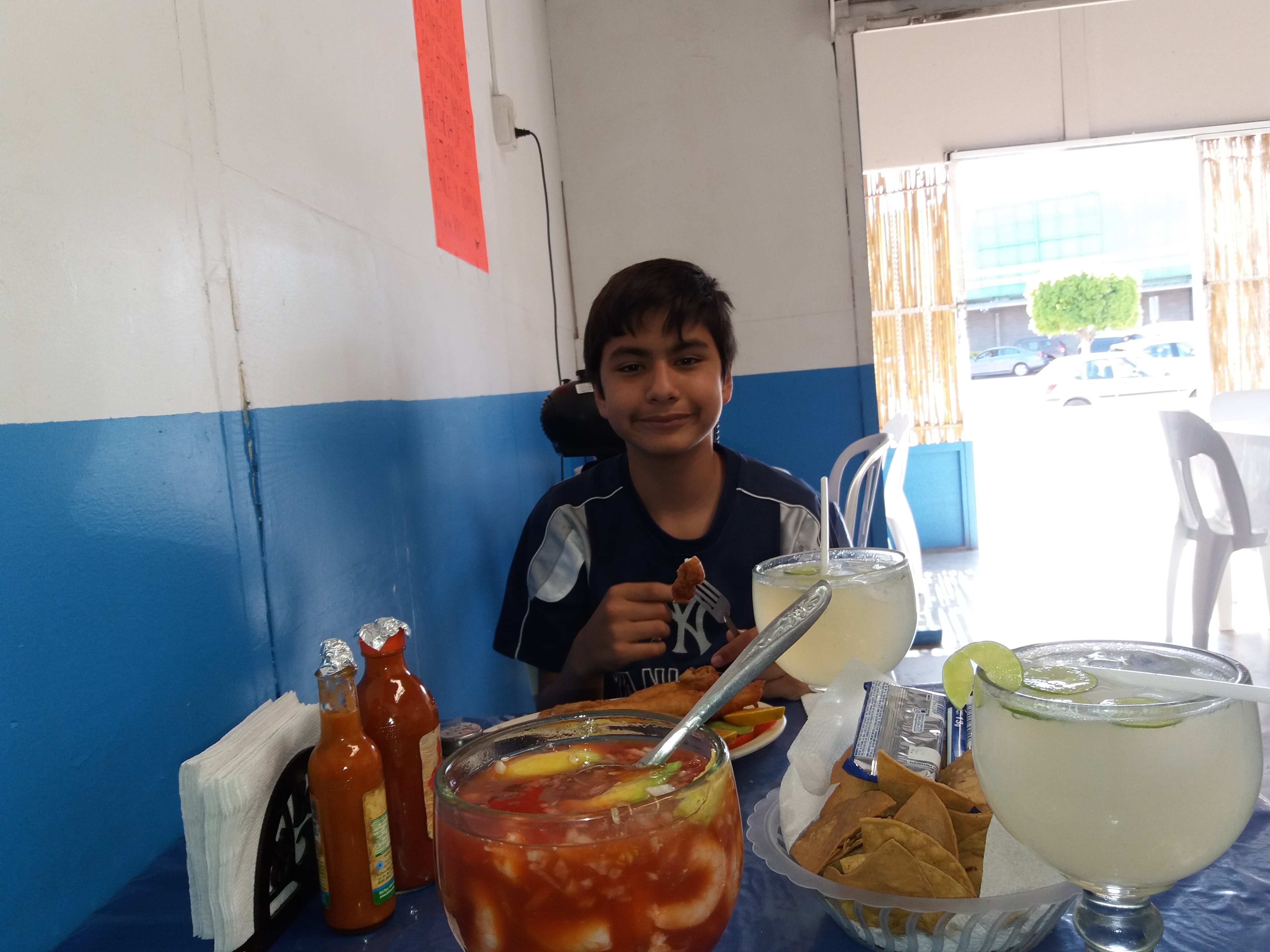 Mariscos La Bamba image 6