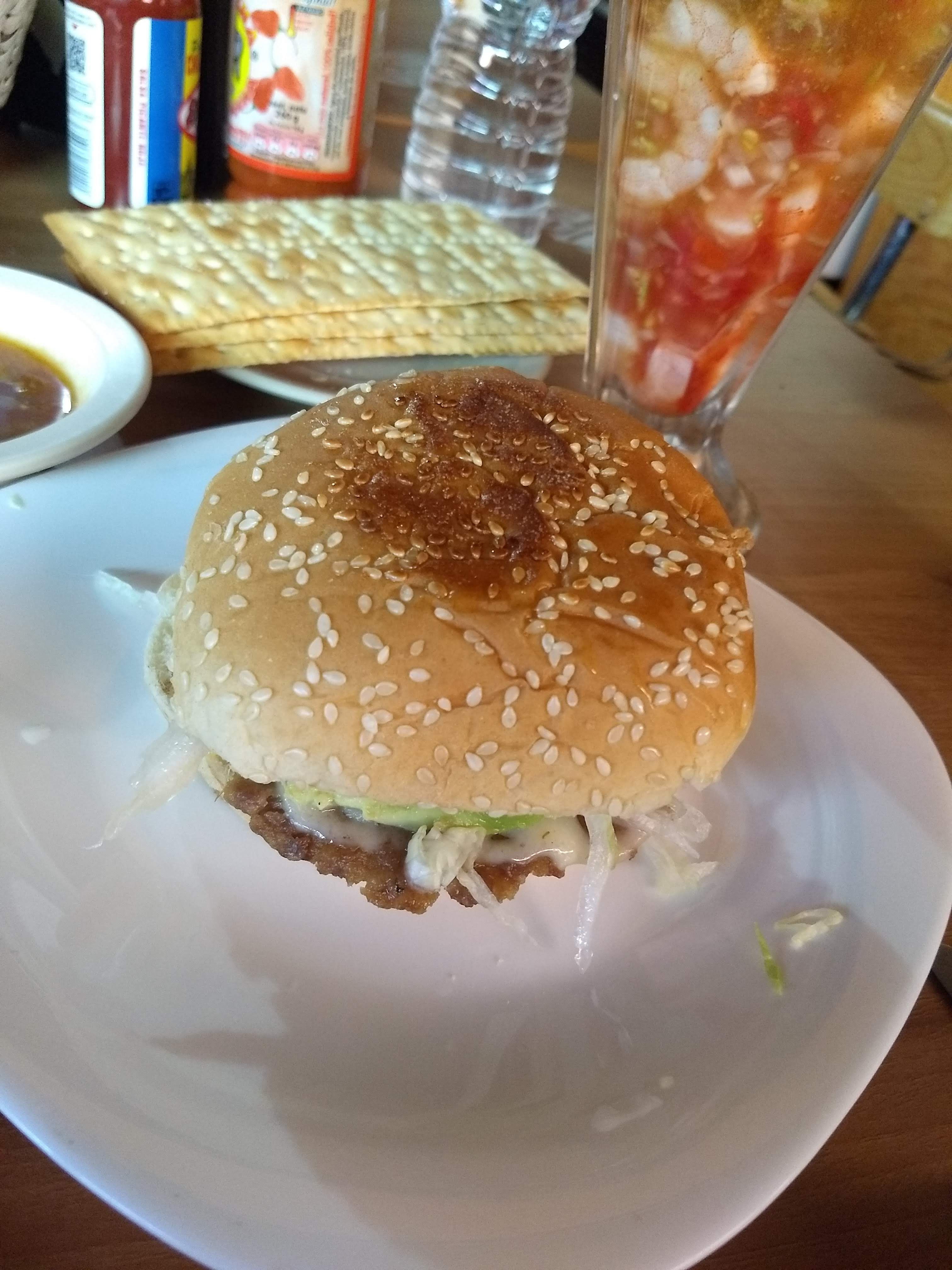 Mariscos el Delfín image 5