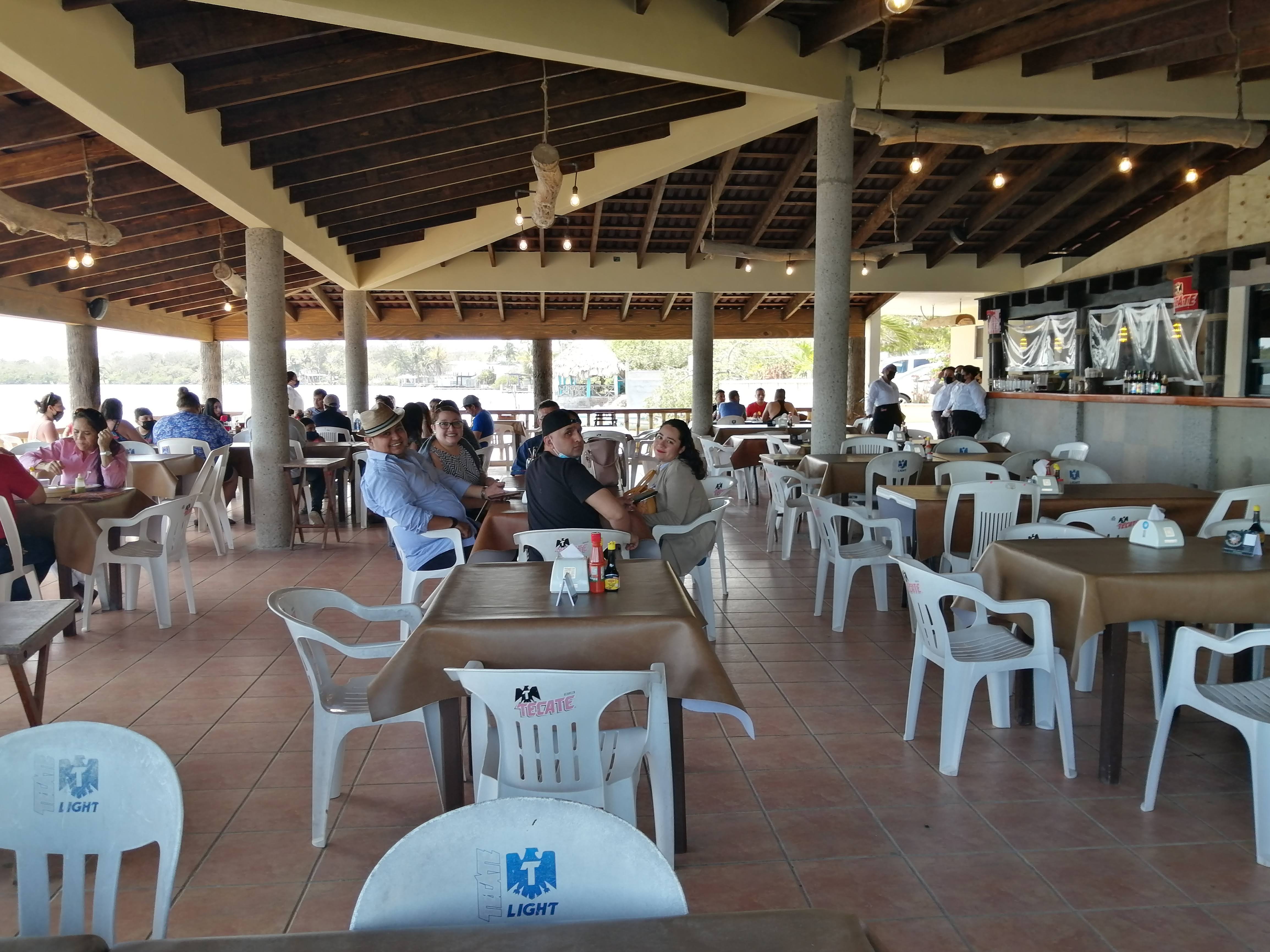 Restaurant "El Veracruz" El Mejor Ambiente Familiar image 1