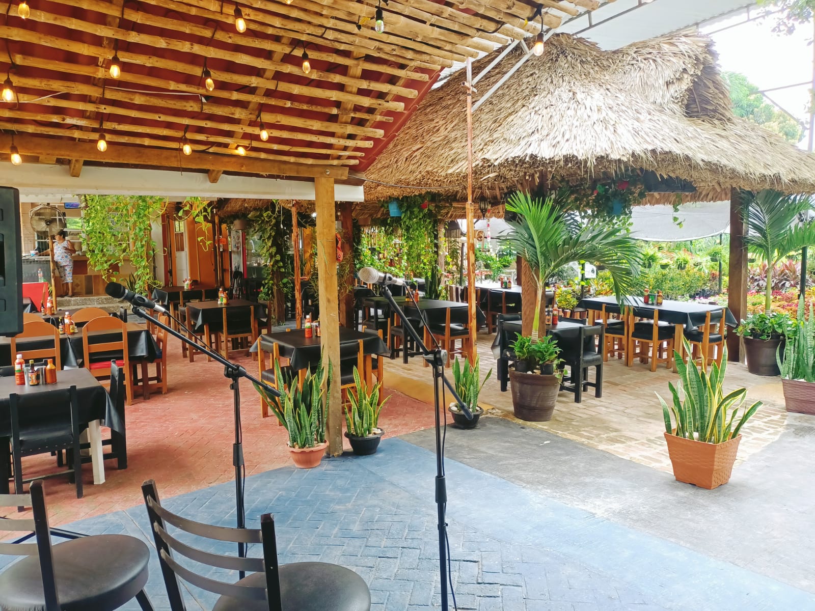 El Vivero, Restaurante - Buffete image 1