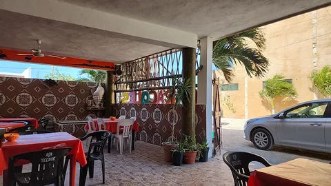 Restaurant Los Caracoles y videobar de noche image 3