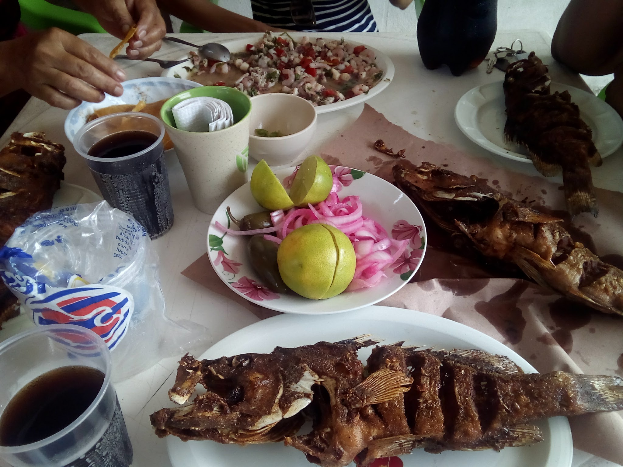 Pescadería La Avenida image 6