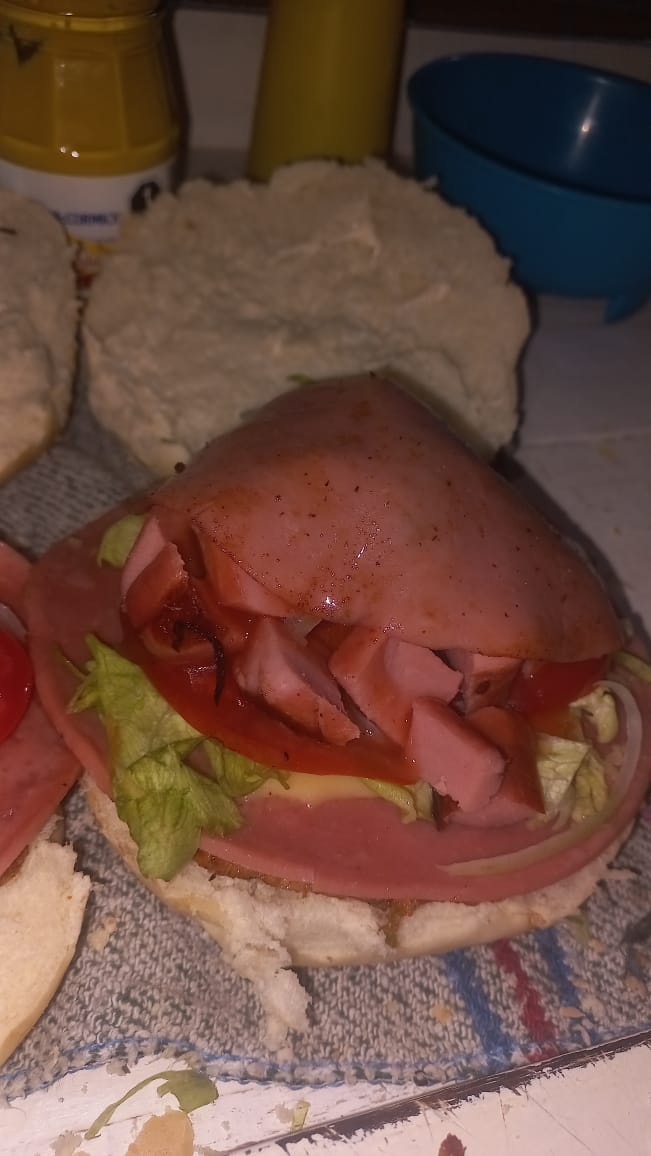 Loncheria Yoli image 3