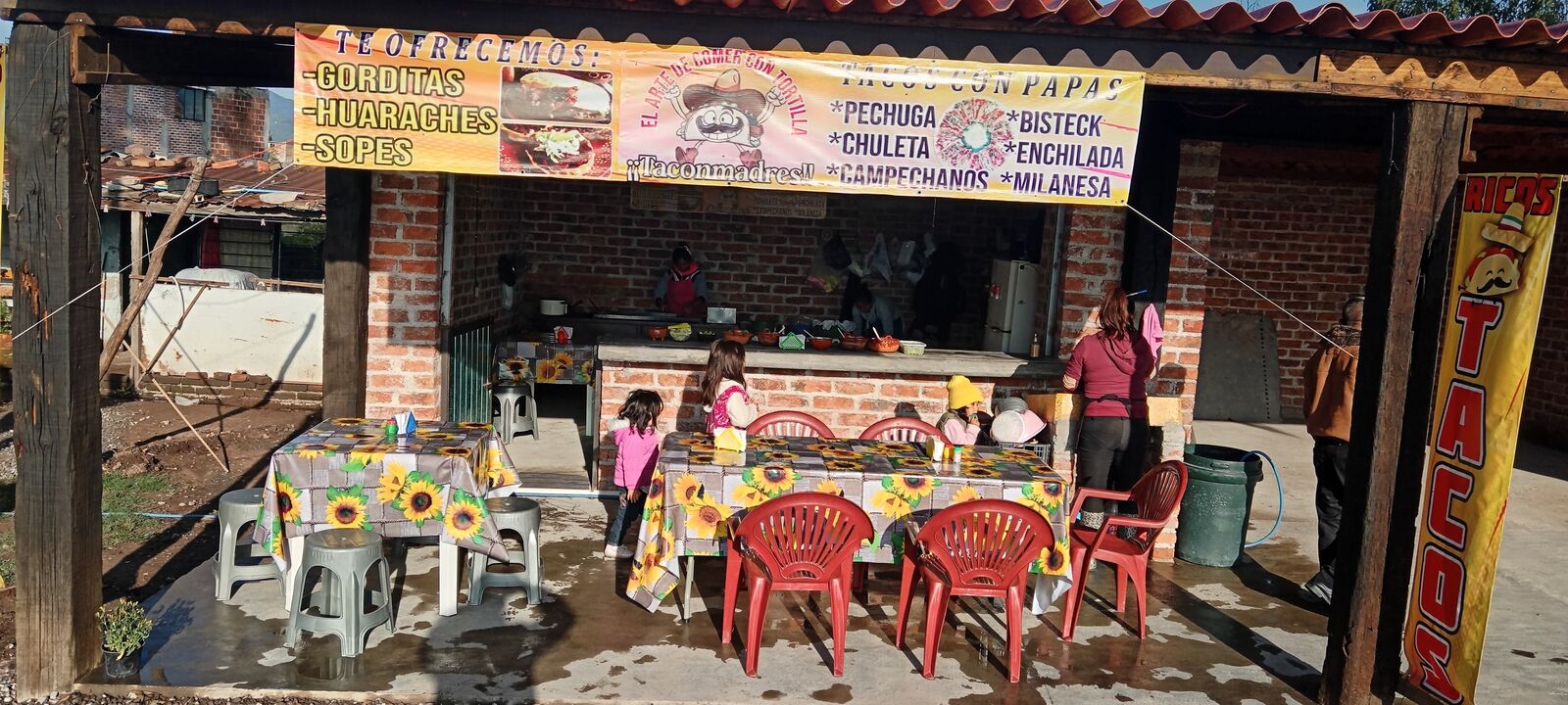 Taconmadres image 2
