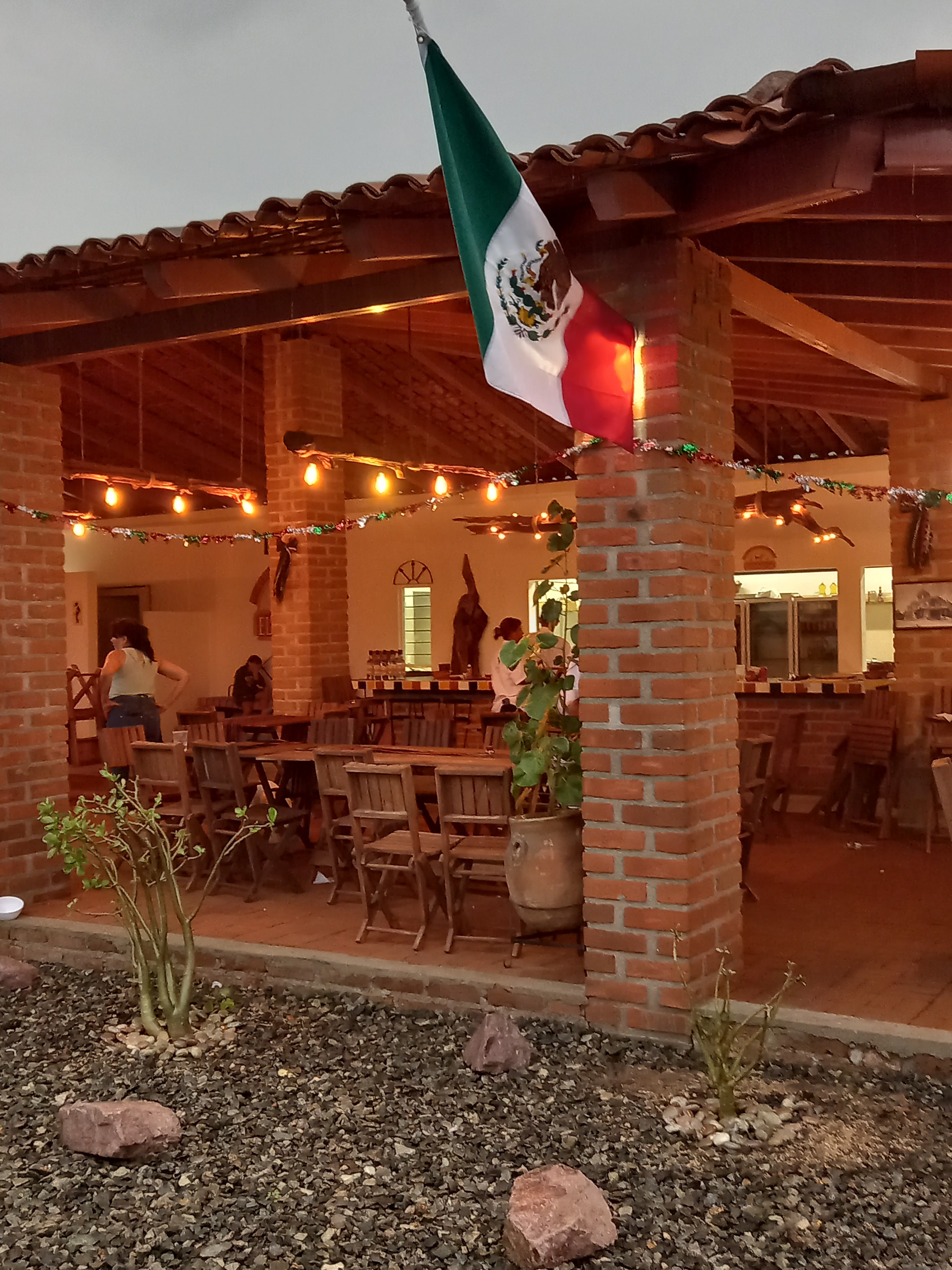 ASADERO & CANTARITOS EL TOMATLENSE image 5