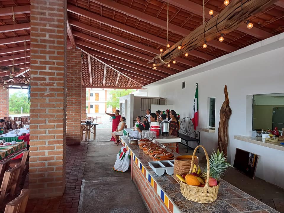 ASADERO & CANTARITOS EL TOMATLENSE image 6