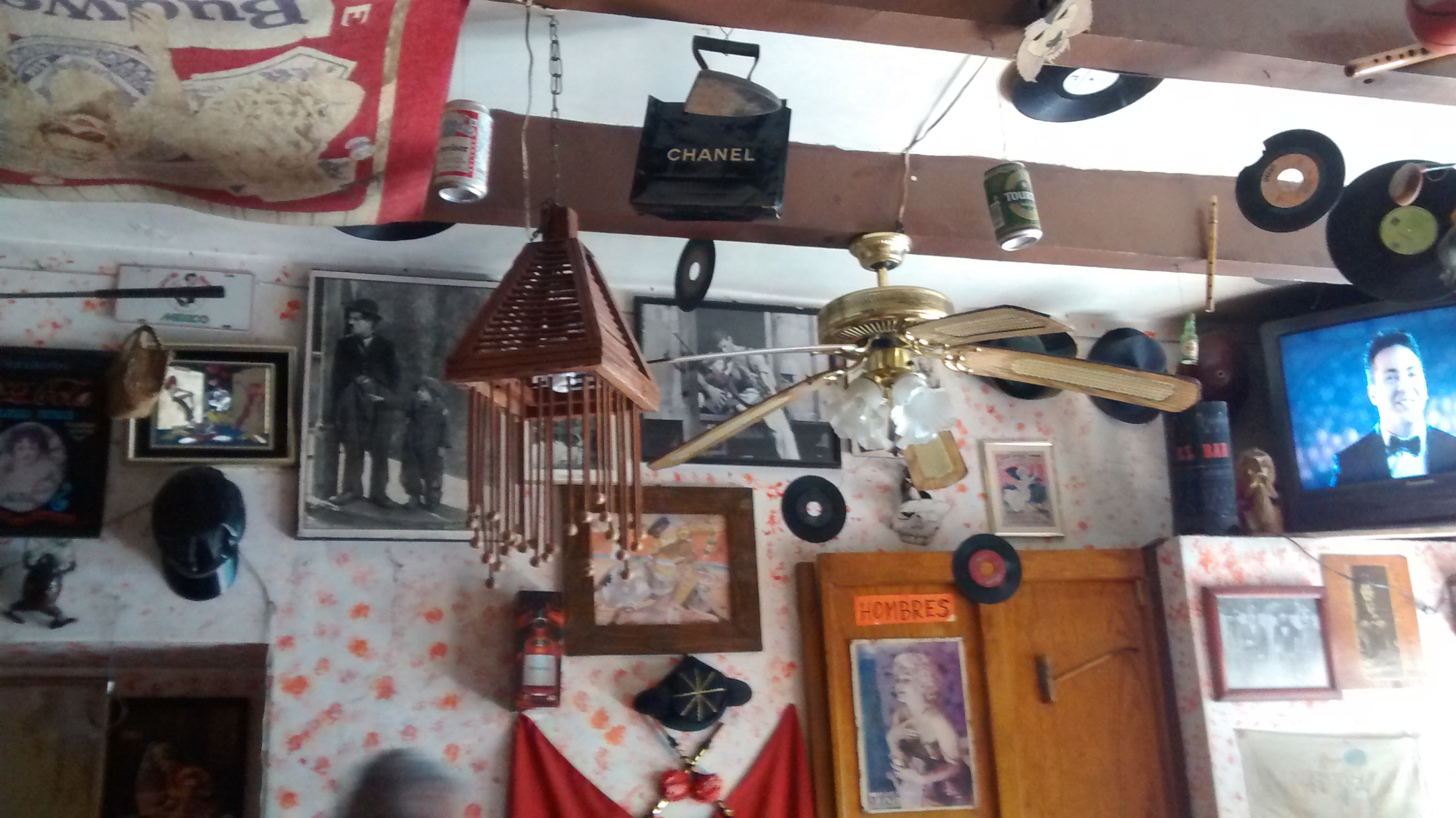 Gigolos Pizza image 10