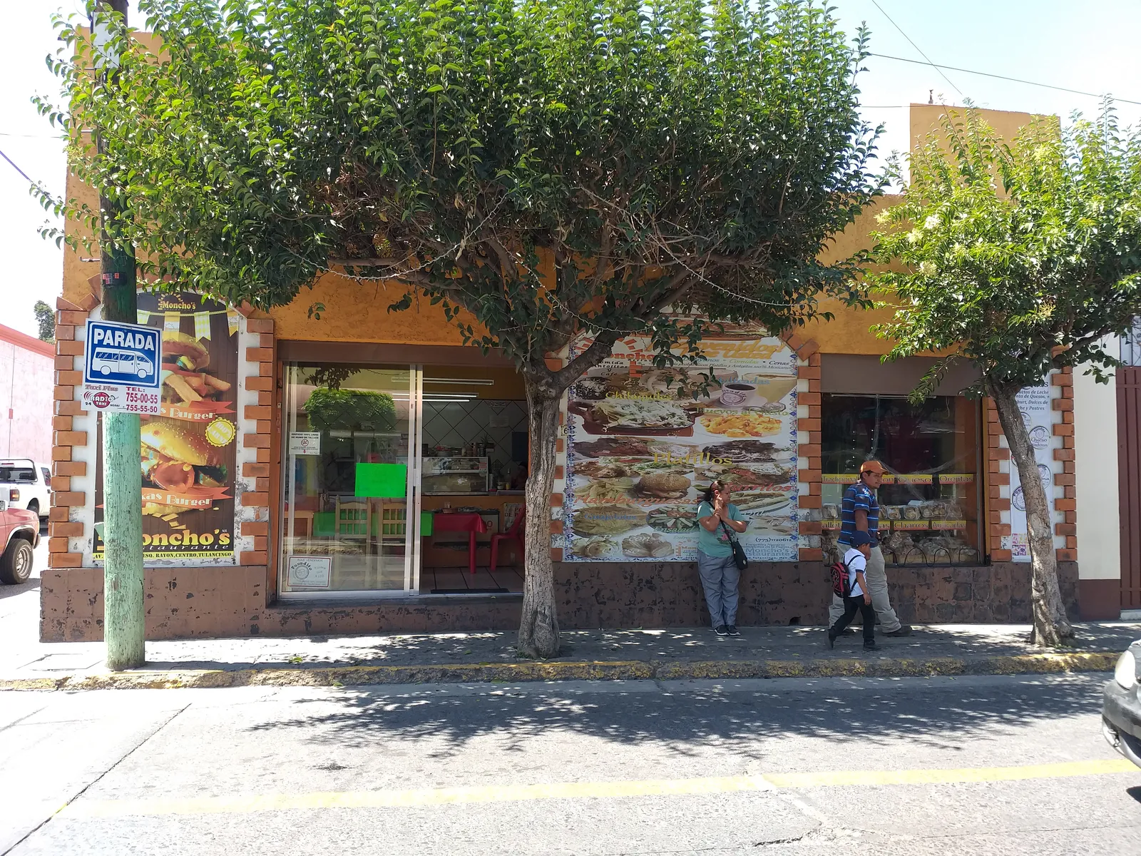 MONCHO'S RESTAURANTE image 1